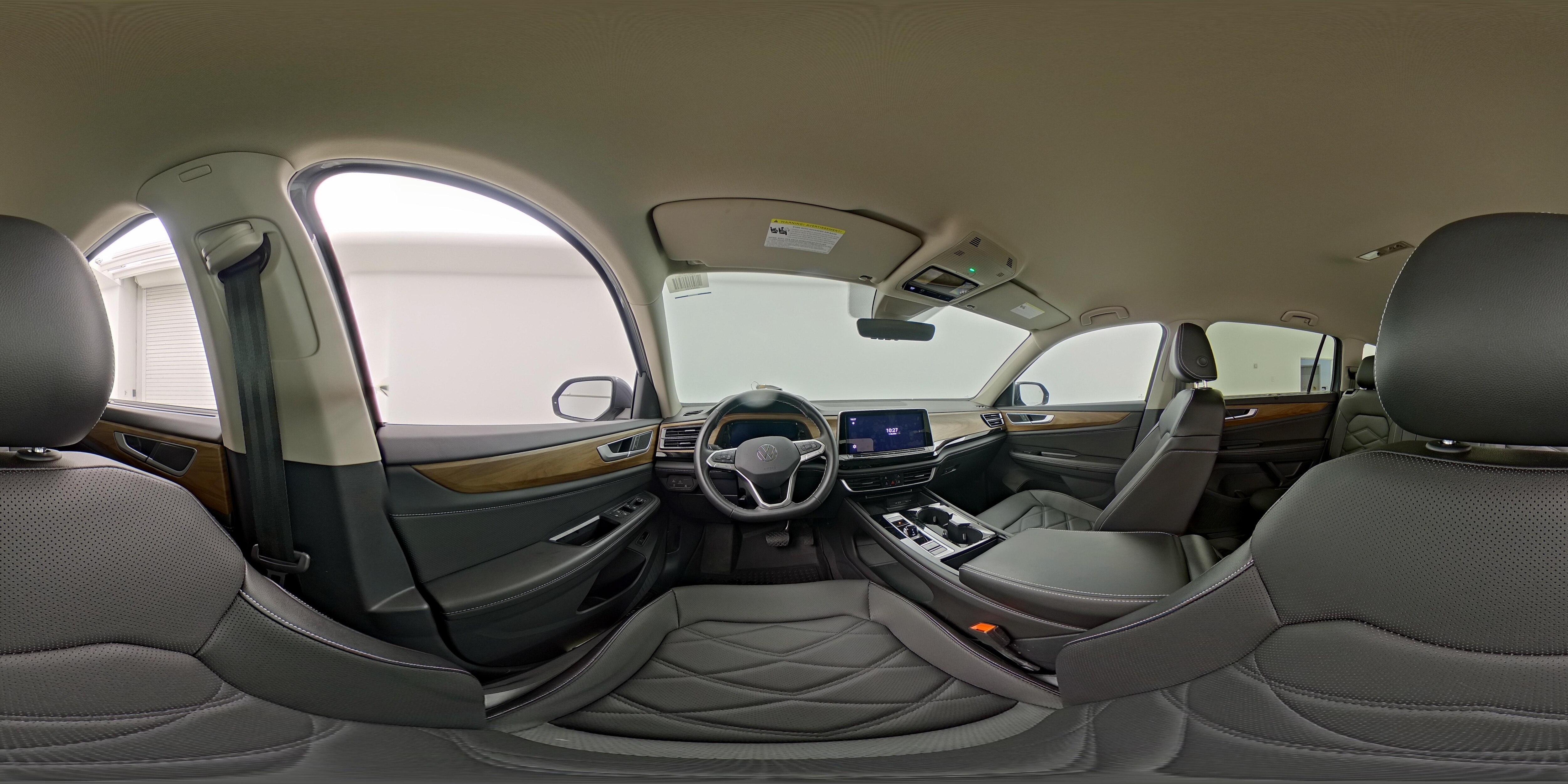 2024 Volkswagen Atlas SE w/Tech - Photo 26