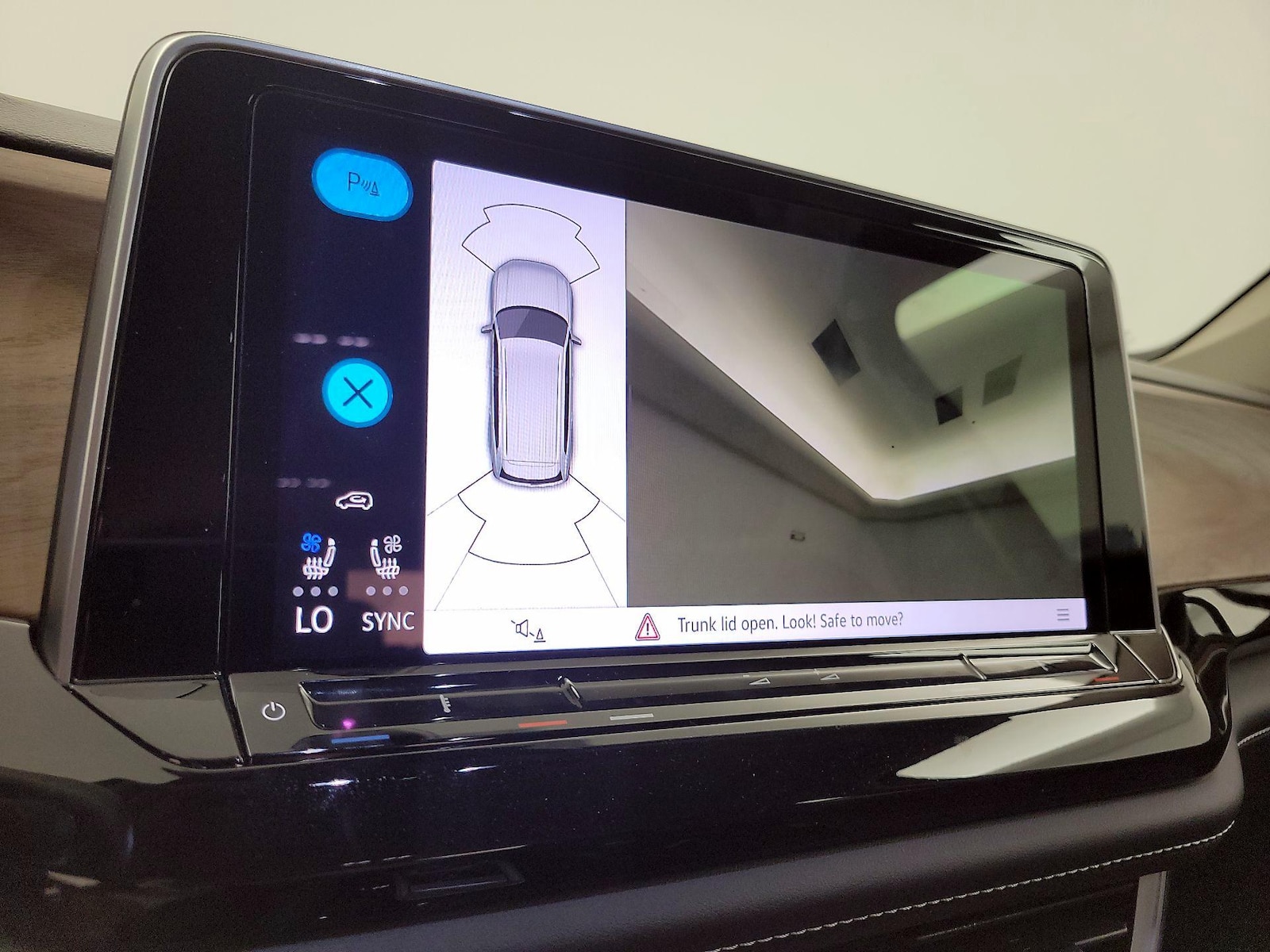2024 Volkswagen Atlas SE w/Tech - Photo 15
