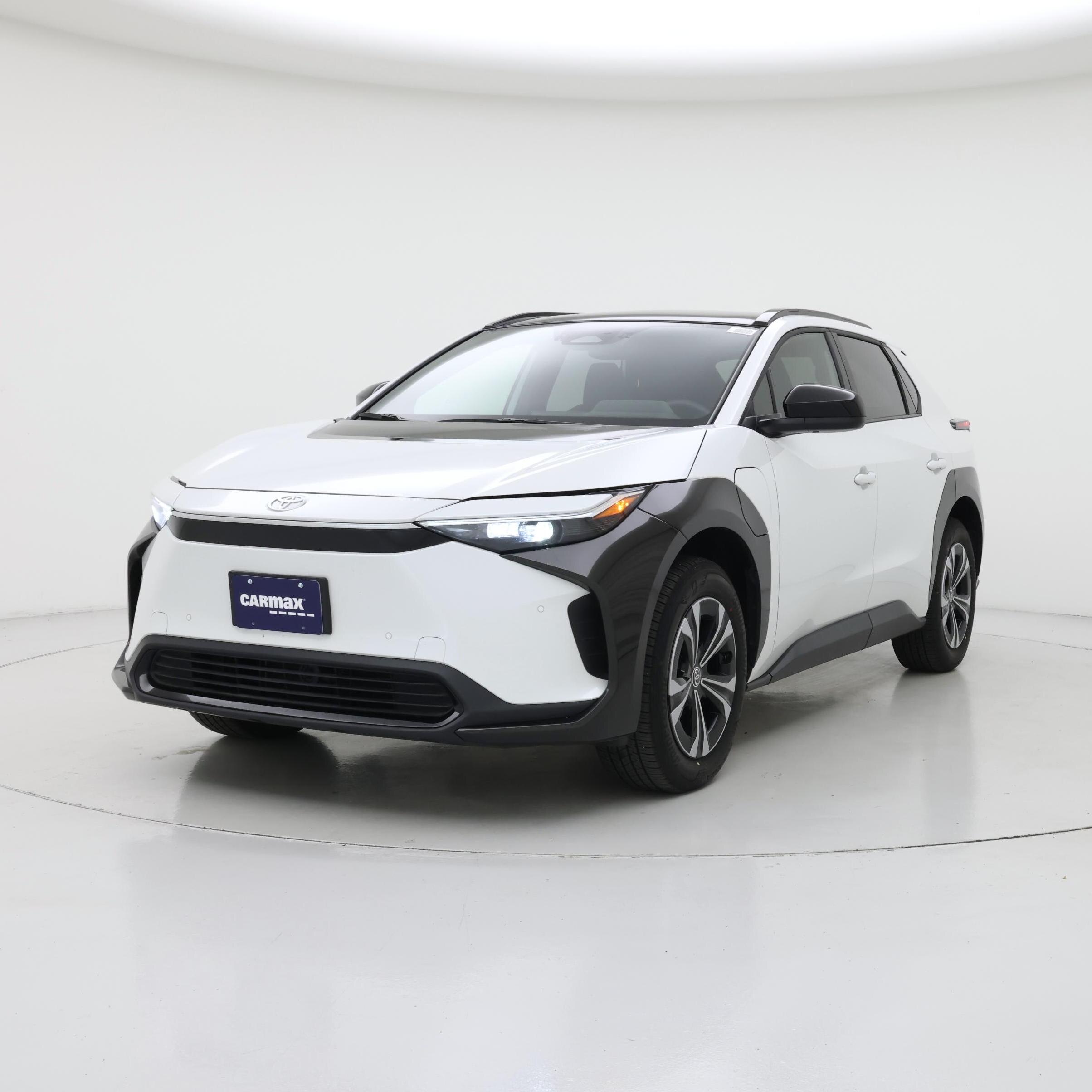 Thumbnail: 2024 Toyota bZ4X - 4