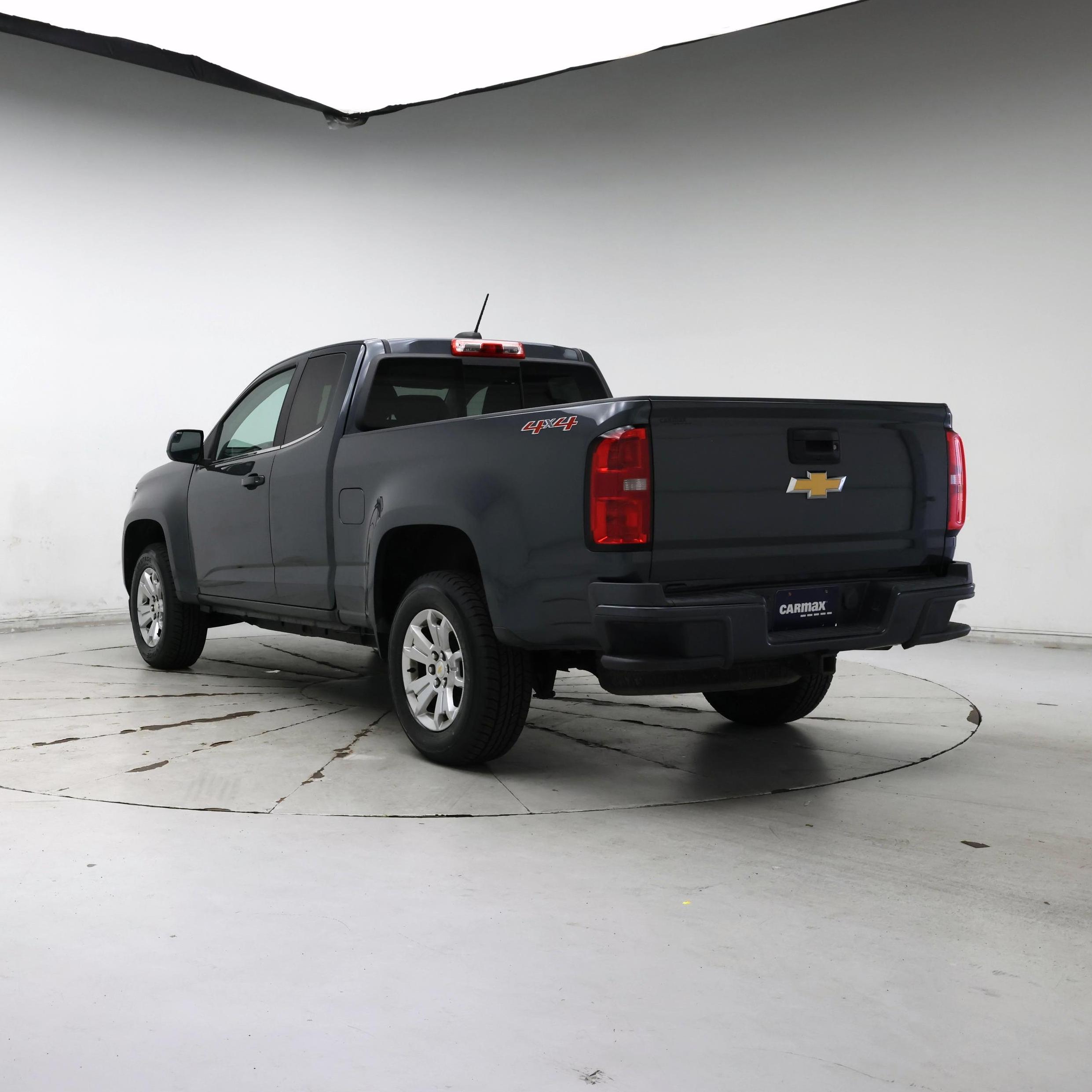 Thumbnail: 2017 Chevrolet Colorado - 2