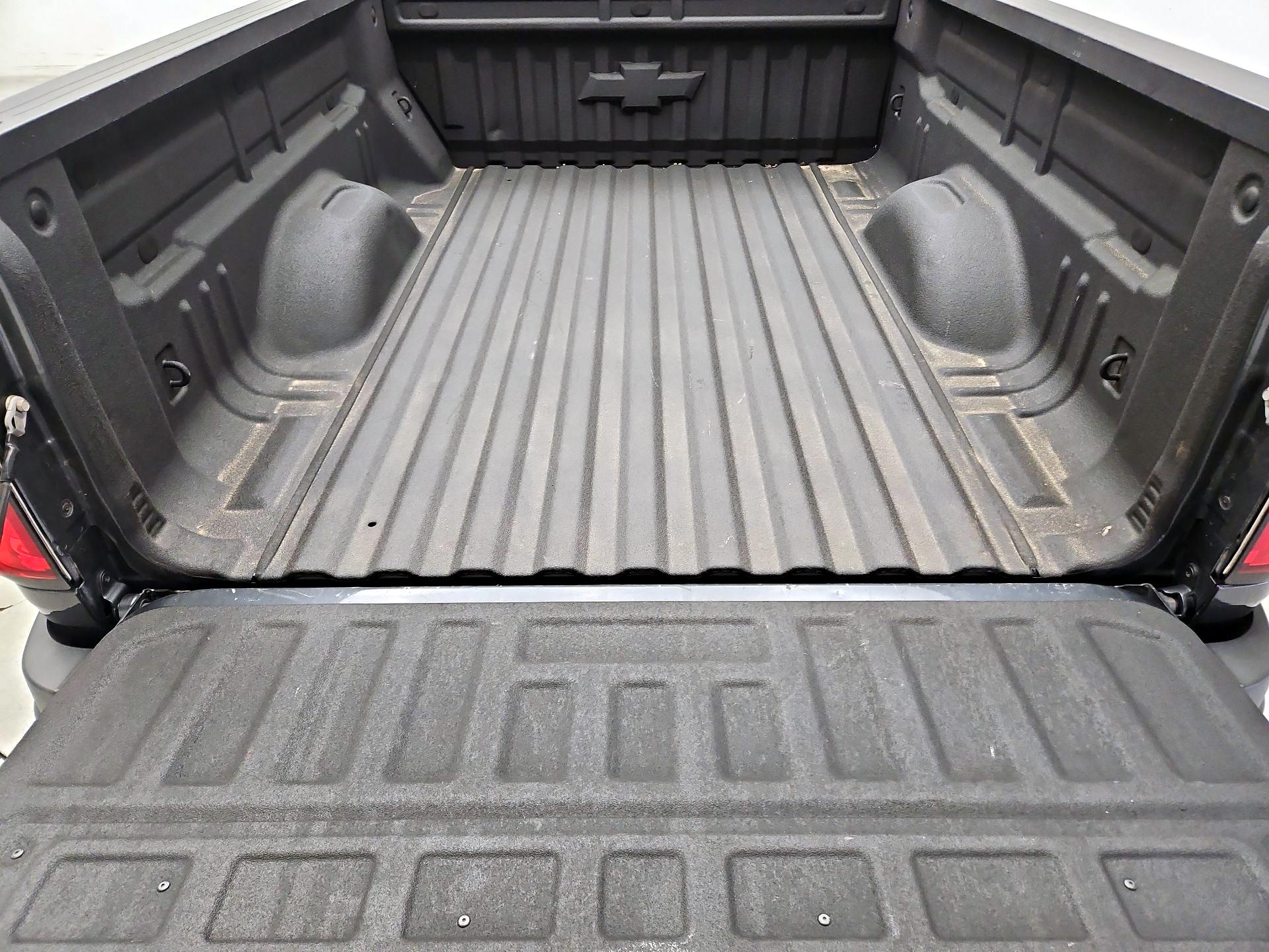 Thumbnail: 2017 Chevrolet Colorado - 20