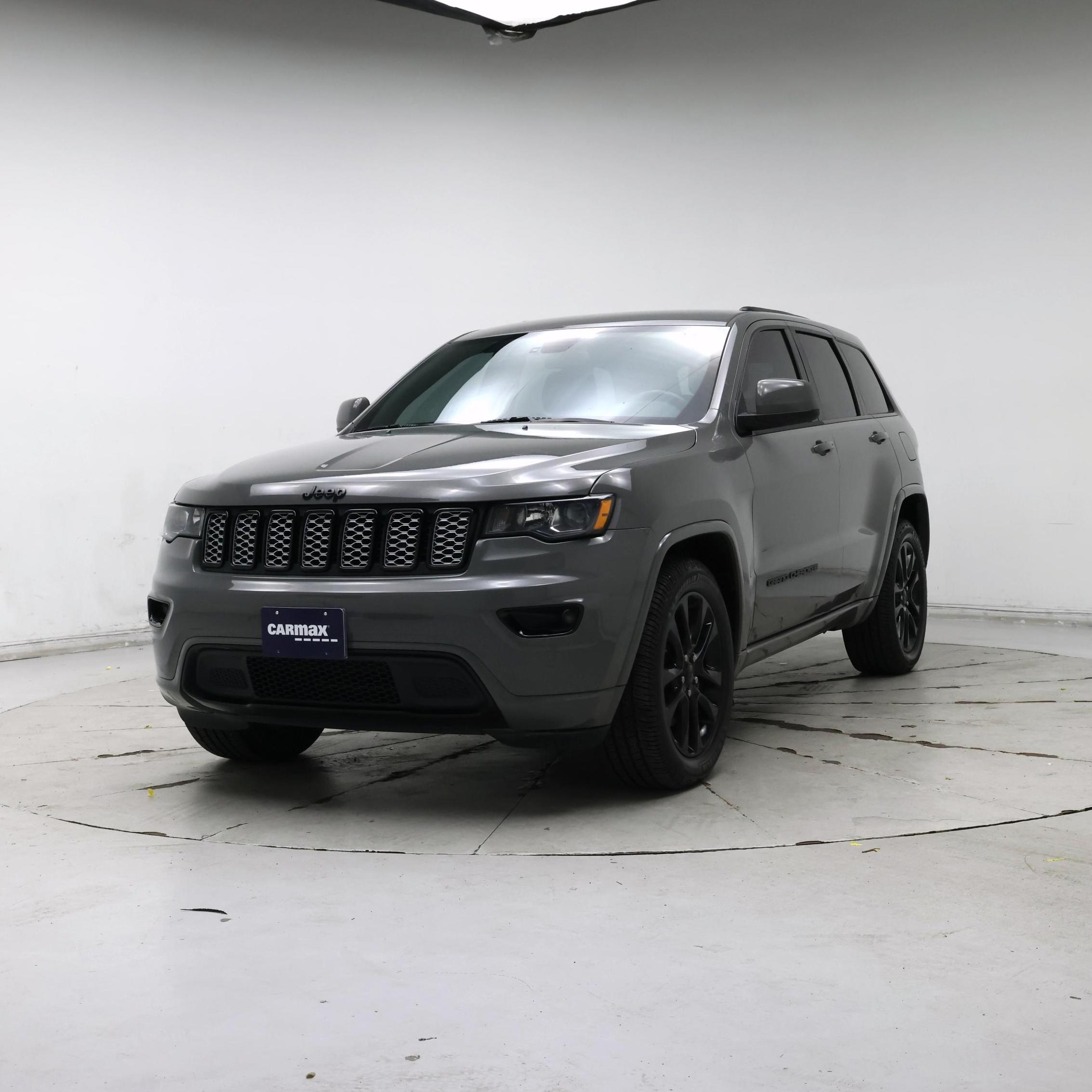 Thumbnail: 2021 Jeep Grand Cherokee - 4