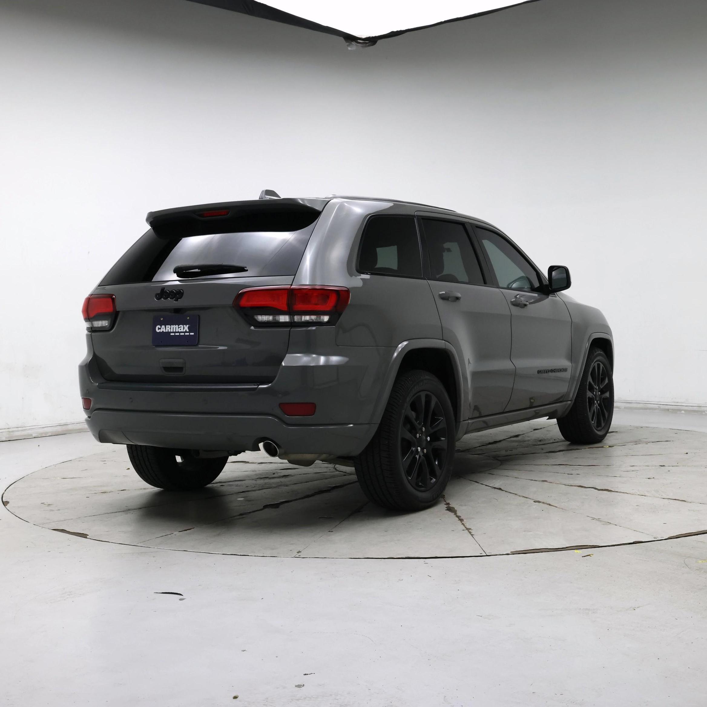 Thumbnail: 2021 Jeep Grand Cherokee - 8