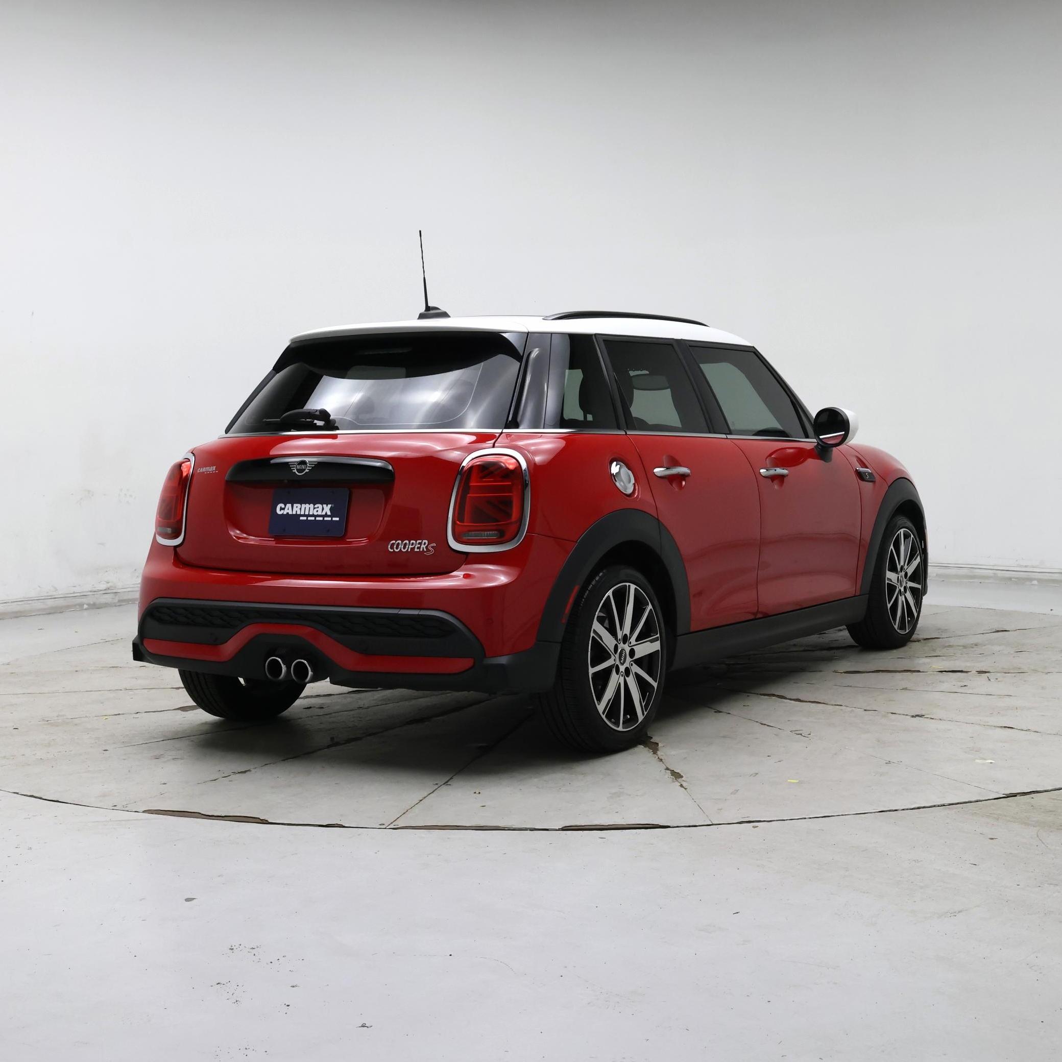 Thumbnail: 2024 MINI Cooper Hardtop - 8
