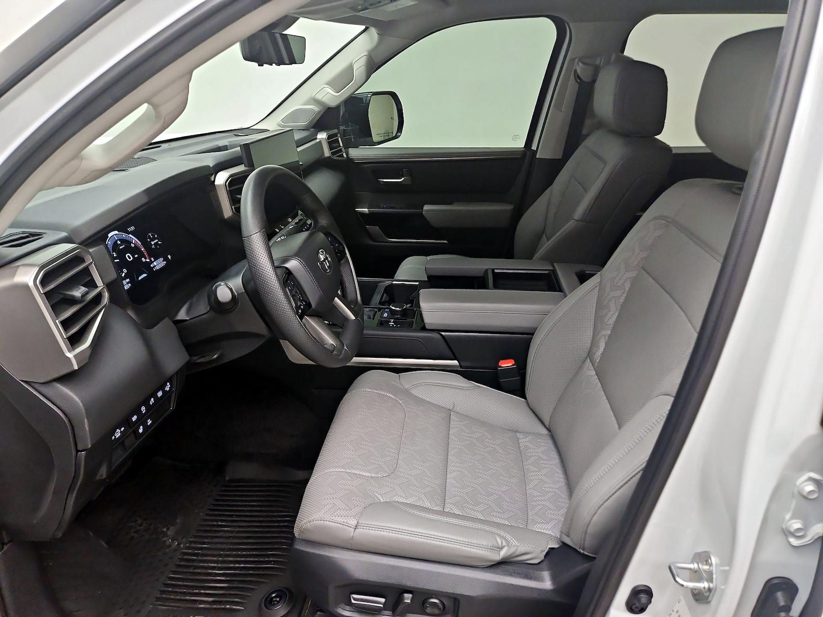 2024 Toyota Tundra Limited - Photo 12