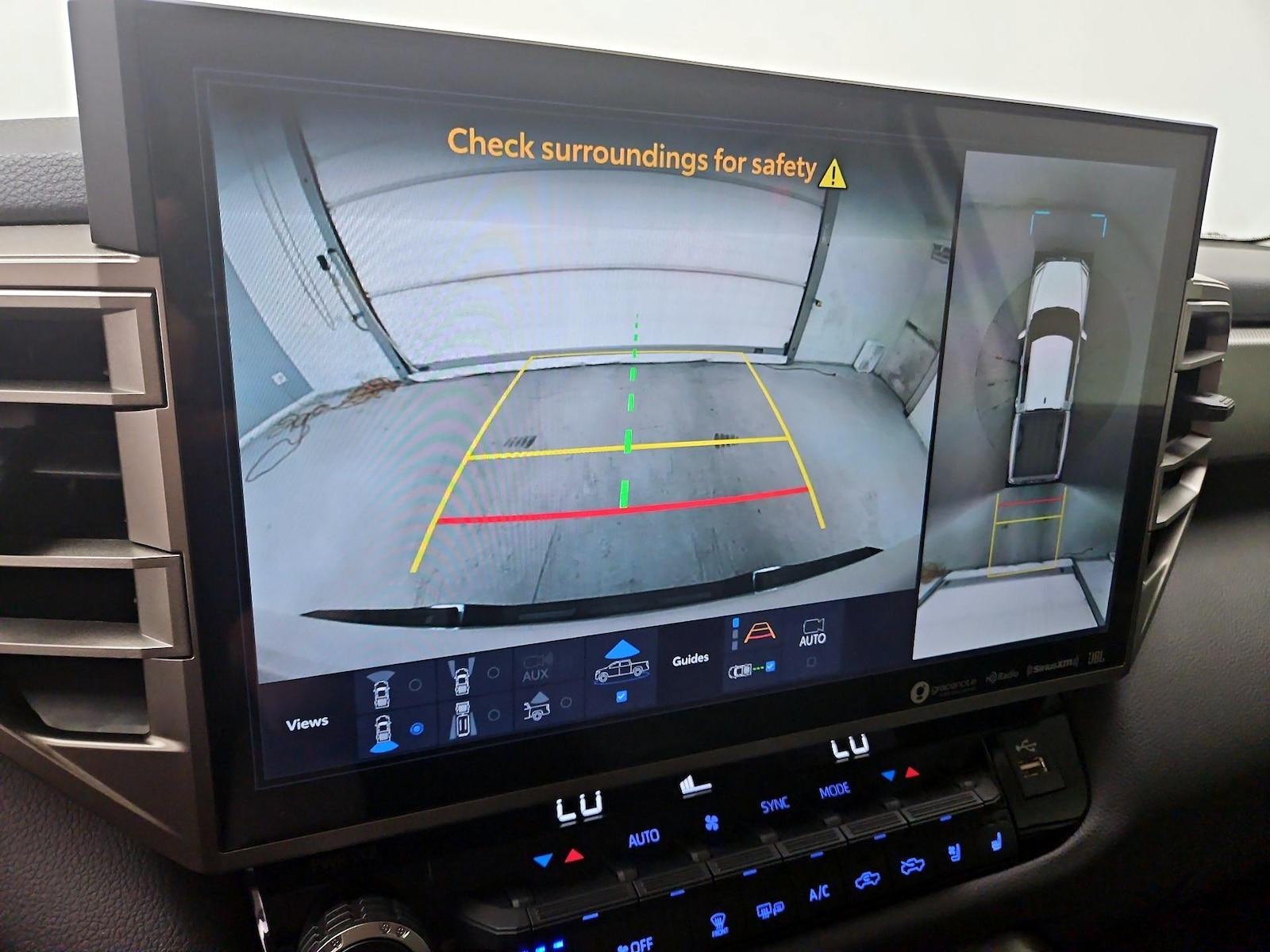 2024 Toyota Tundra Limited - Photo 15