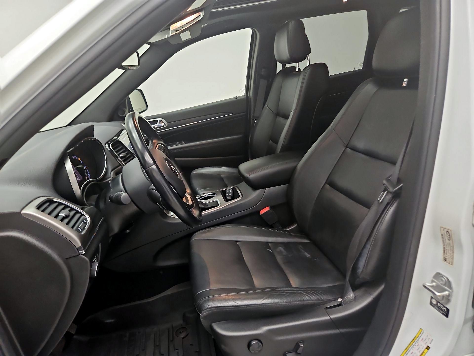 Thumbnail: 2021 Jeep Grand Cherokee - 11