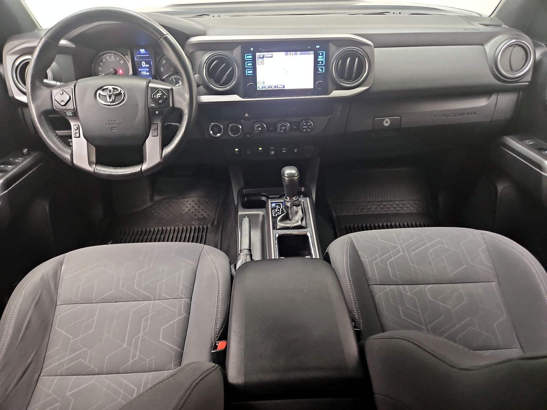 Thumbnail: 2019 Toyota Tacoma - 9