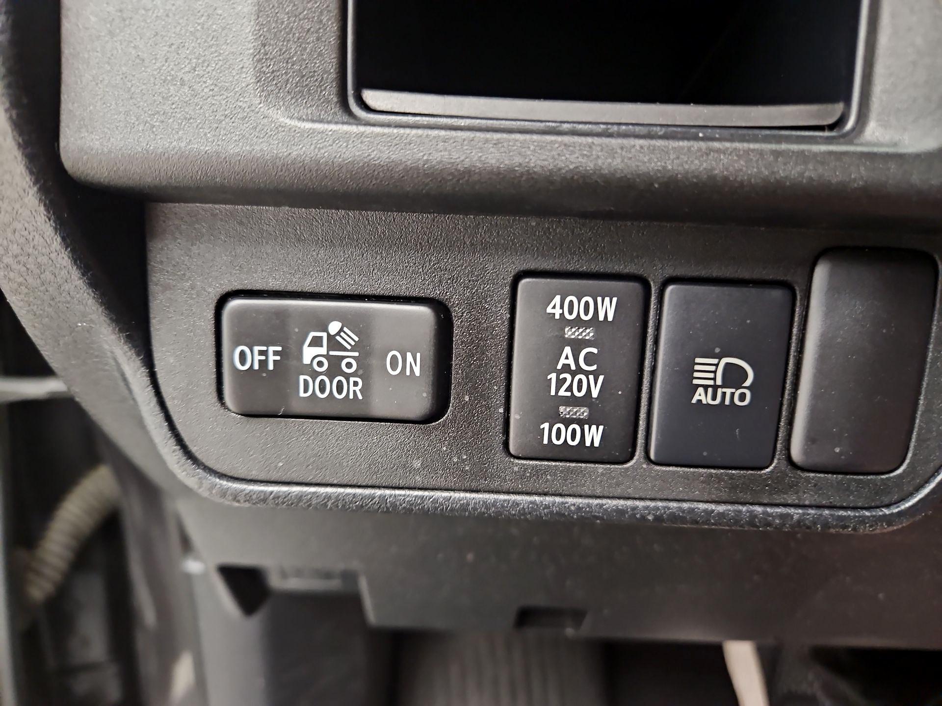 Thumbnail: 2019 Toyota Tacoma - 13