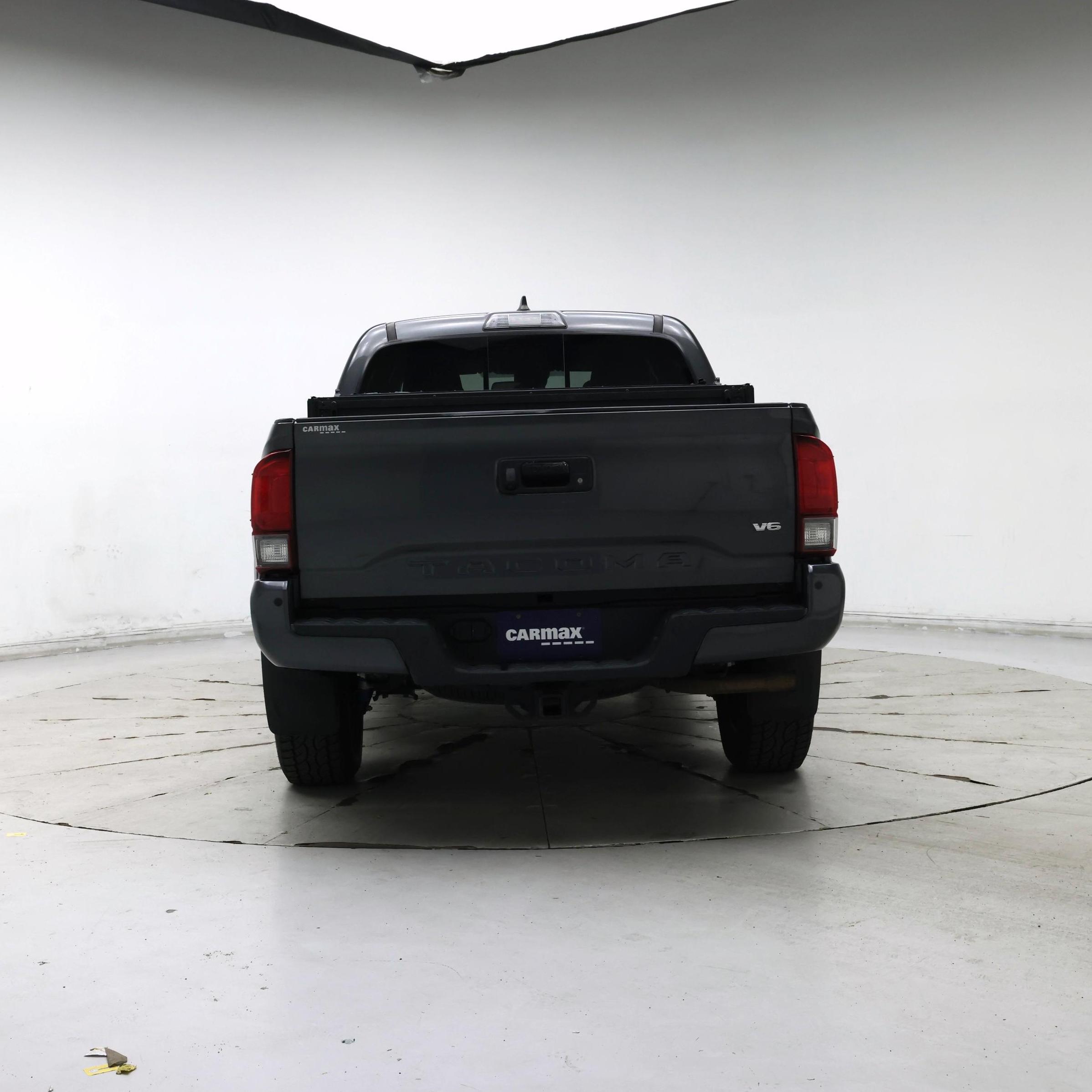 Thumbnail: 2019 Toyota Tacoma - 6