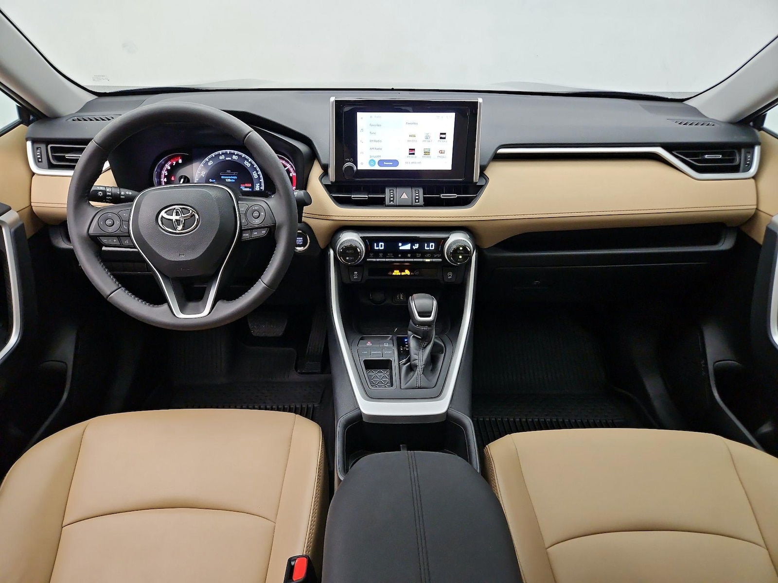 2025 Toyota RAV4 XLE Premium - Photo 10