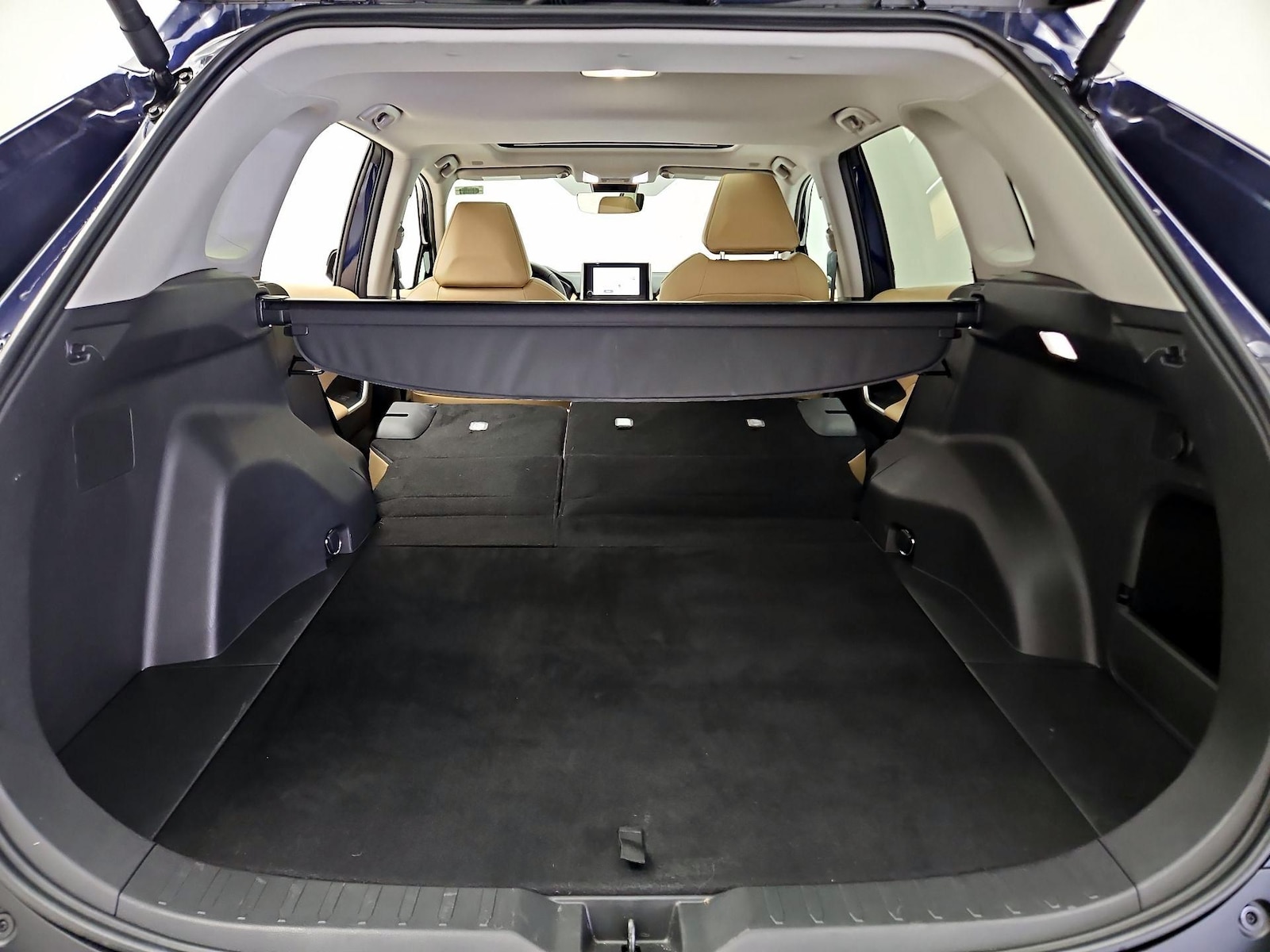 2025 Toyota RAV4 XLE Premium - Photo 23