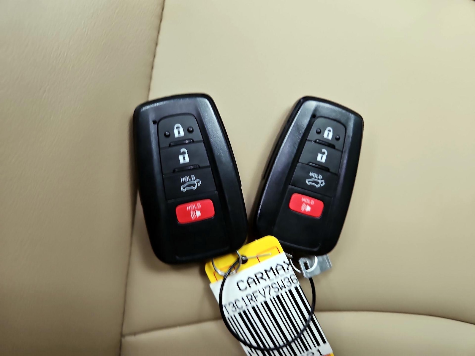 2025 Toyota RAV4 XLE Premium - Photo 25