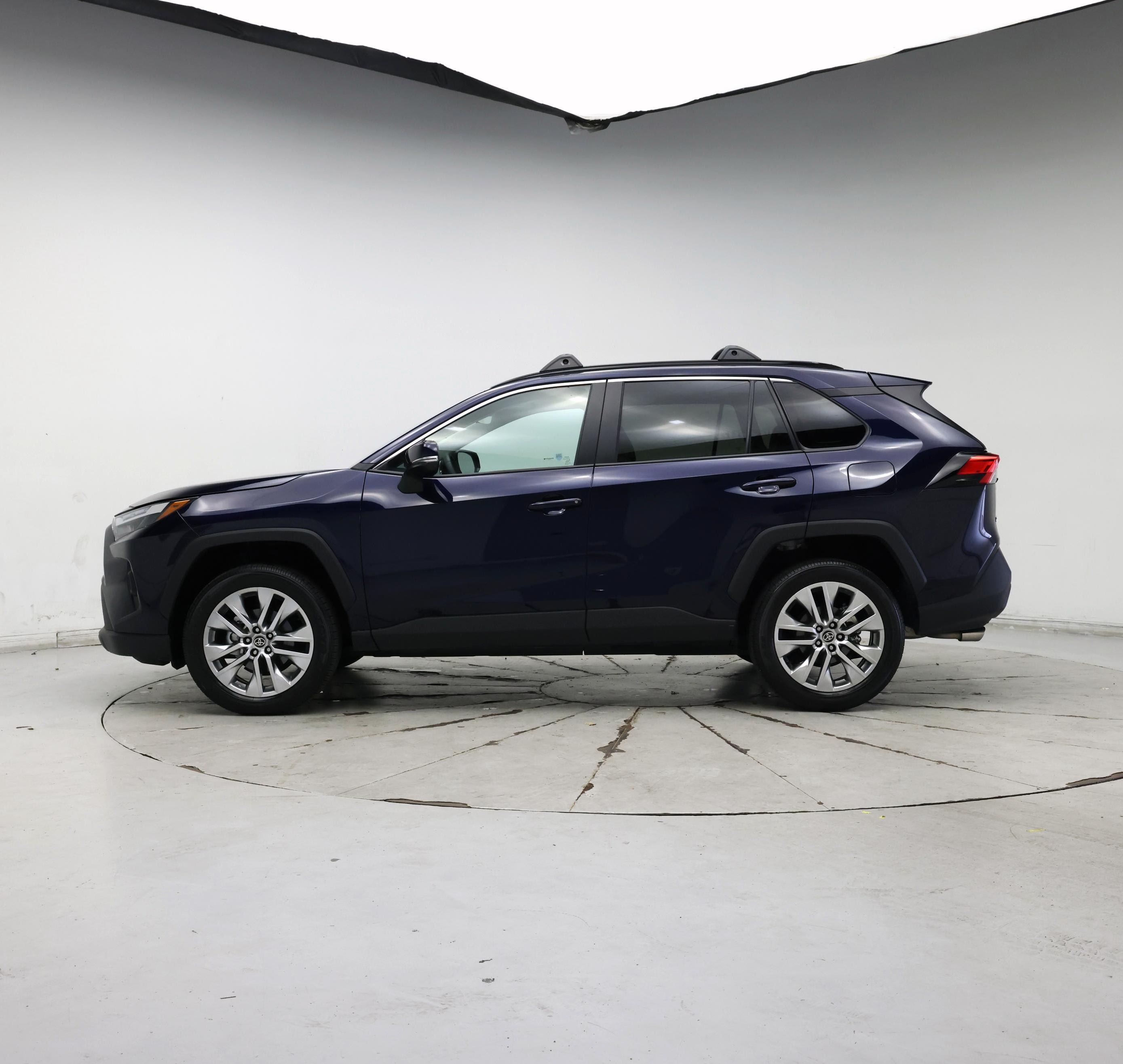 Thumbnail: 2025 Toyota RAV4 - 3