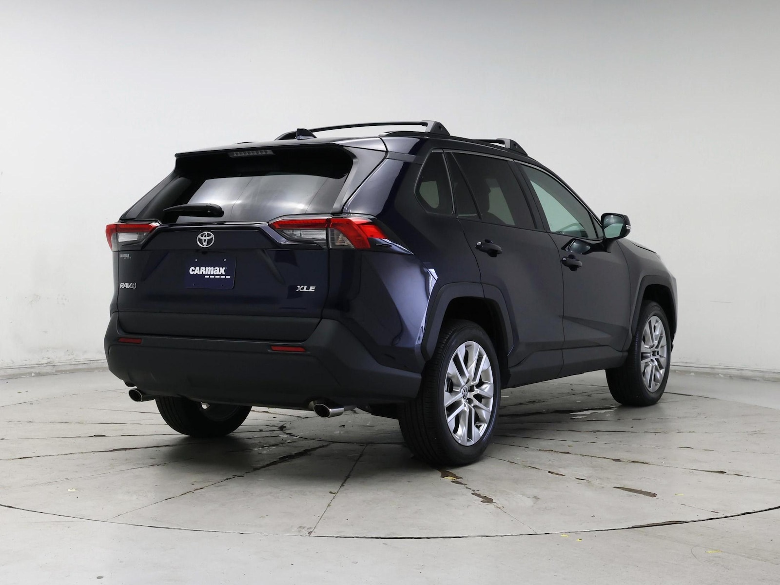 2025 Toyota RAV4 XLE Premium - Photo 9
