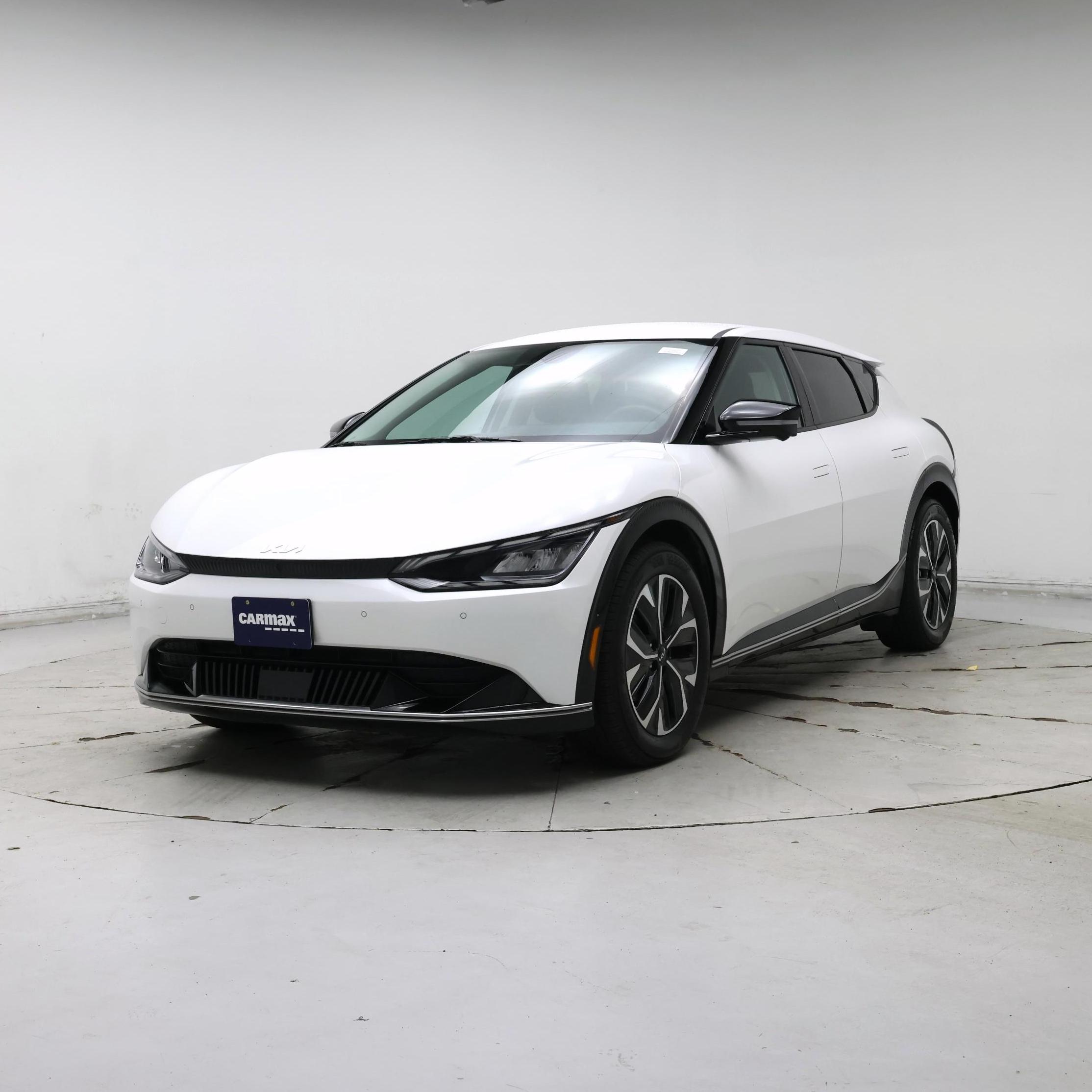 Thumbnail: 2023 Kia EV6 - 4