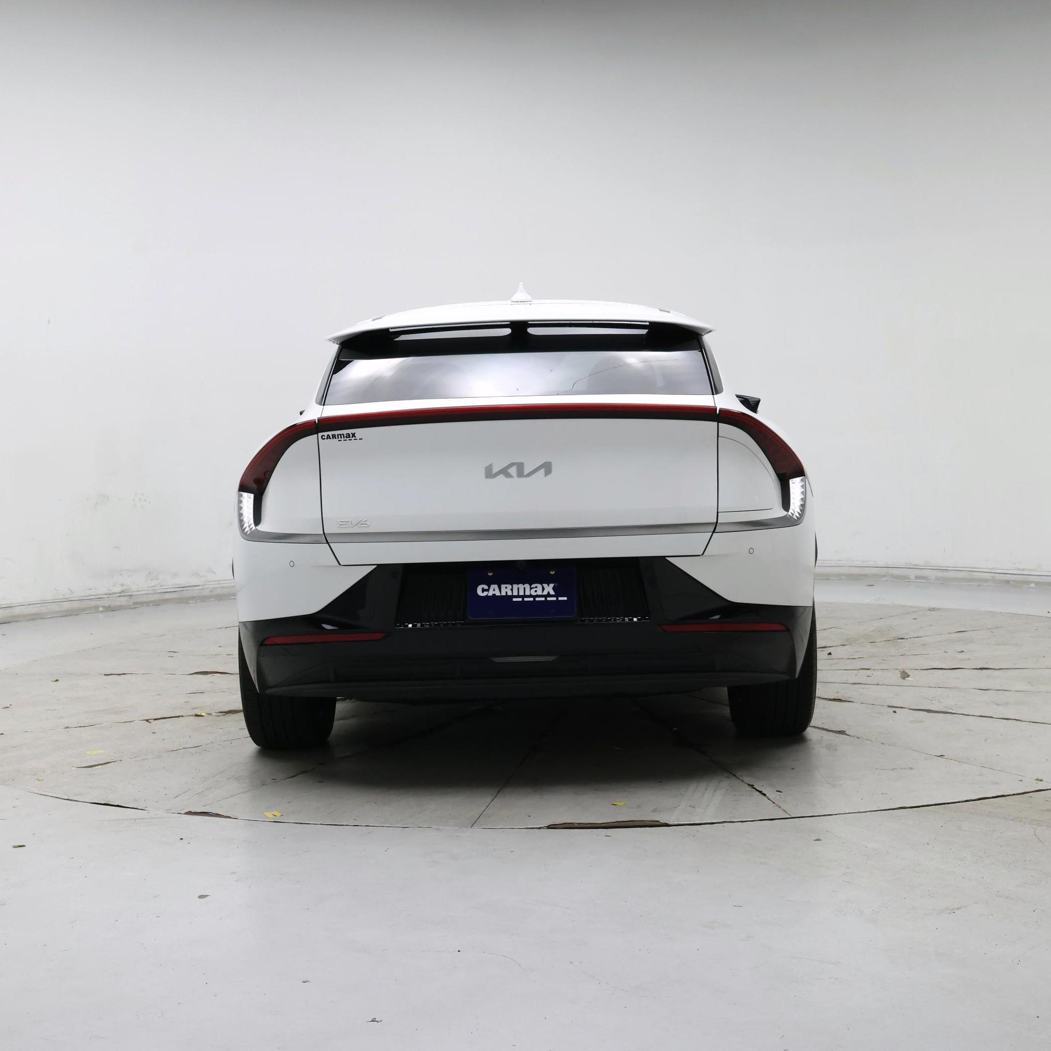 Thumbnail: 2023 Kia EV6 - 6
