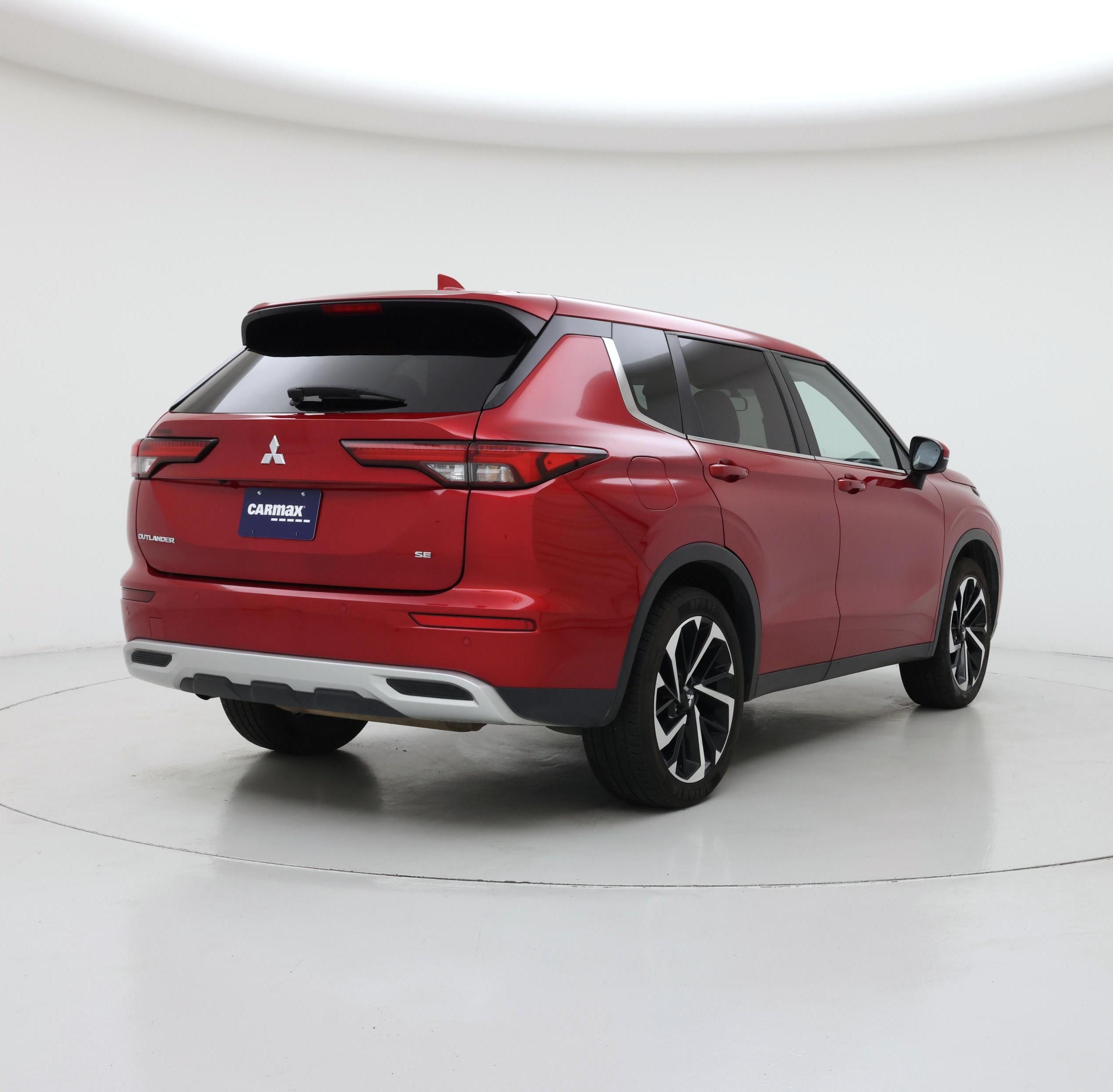 Thumbnail: 2024 Mitsubishi Outlander - 8