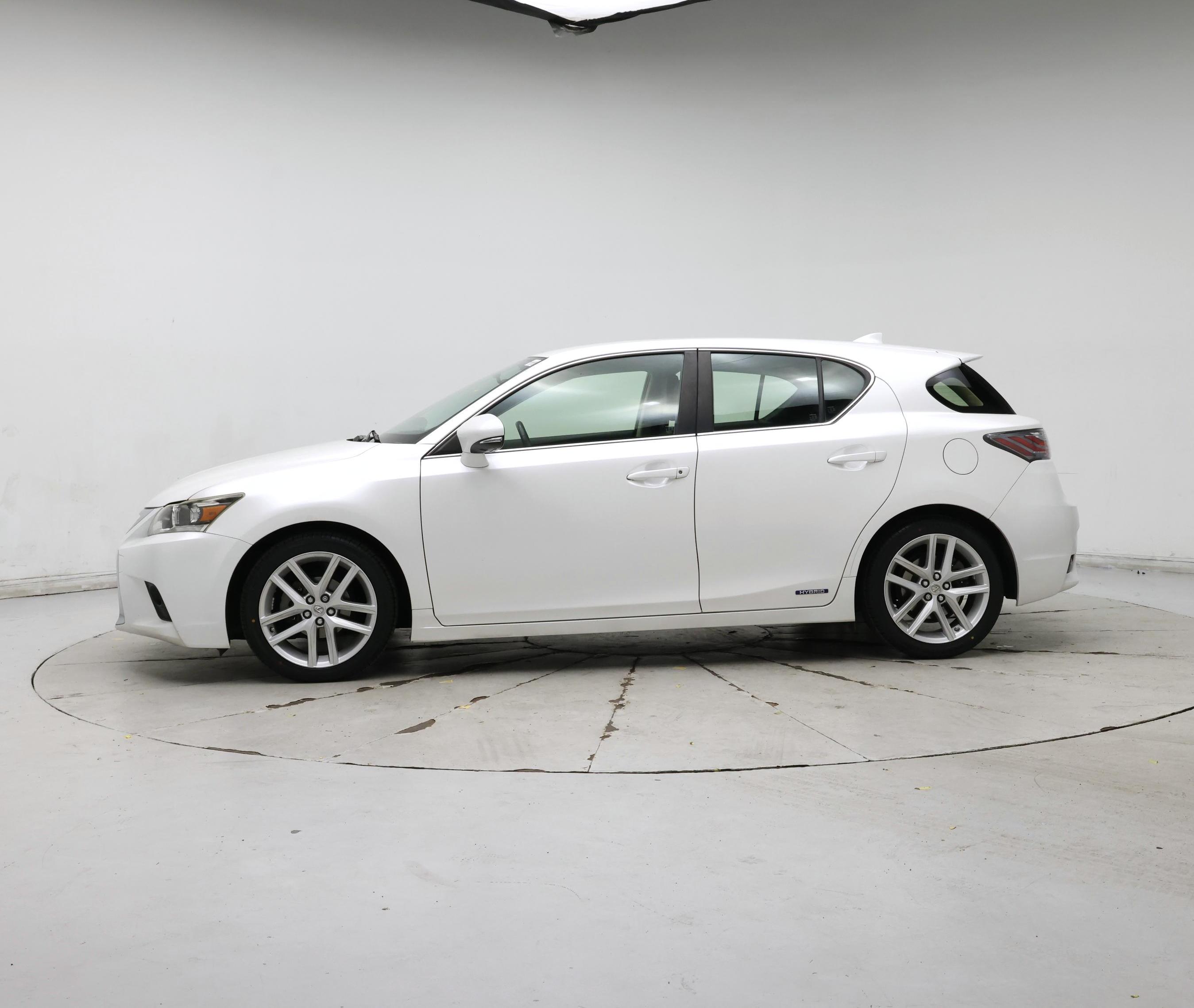 Thumbnail: 2017 Lexus CT - 3