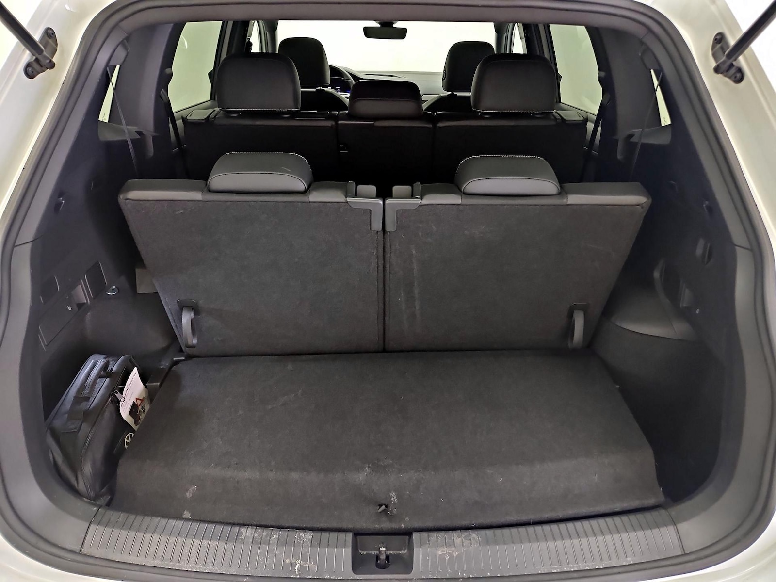 2023 Volkswagen Tiguan SE R-LINE BLACK - Photo 23