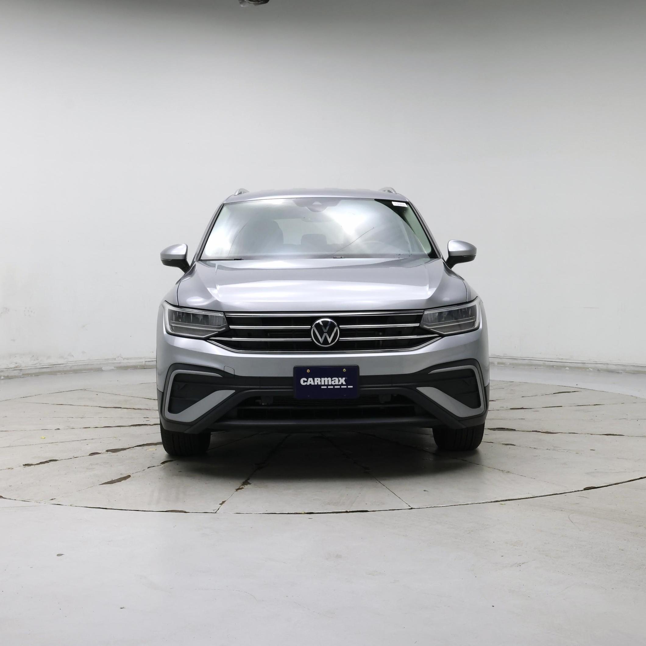 Thumbnail: 2023 Volkswagen Tiguan - 5