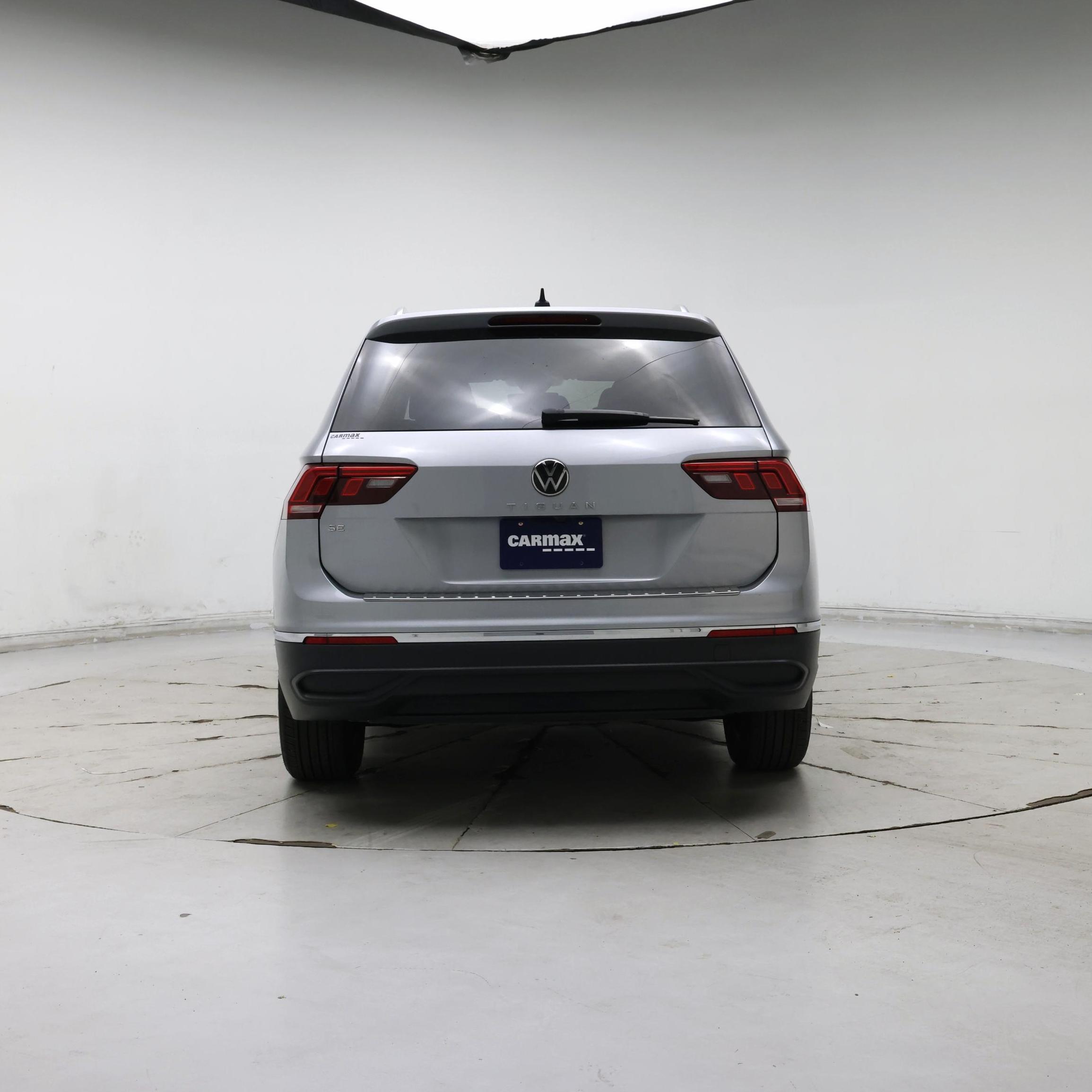 Thumbnail: 2023 Volkswagen Tiguan - 6