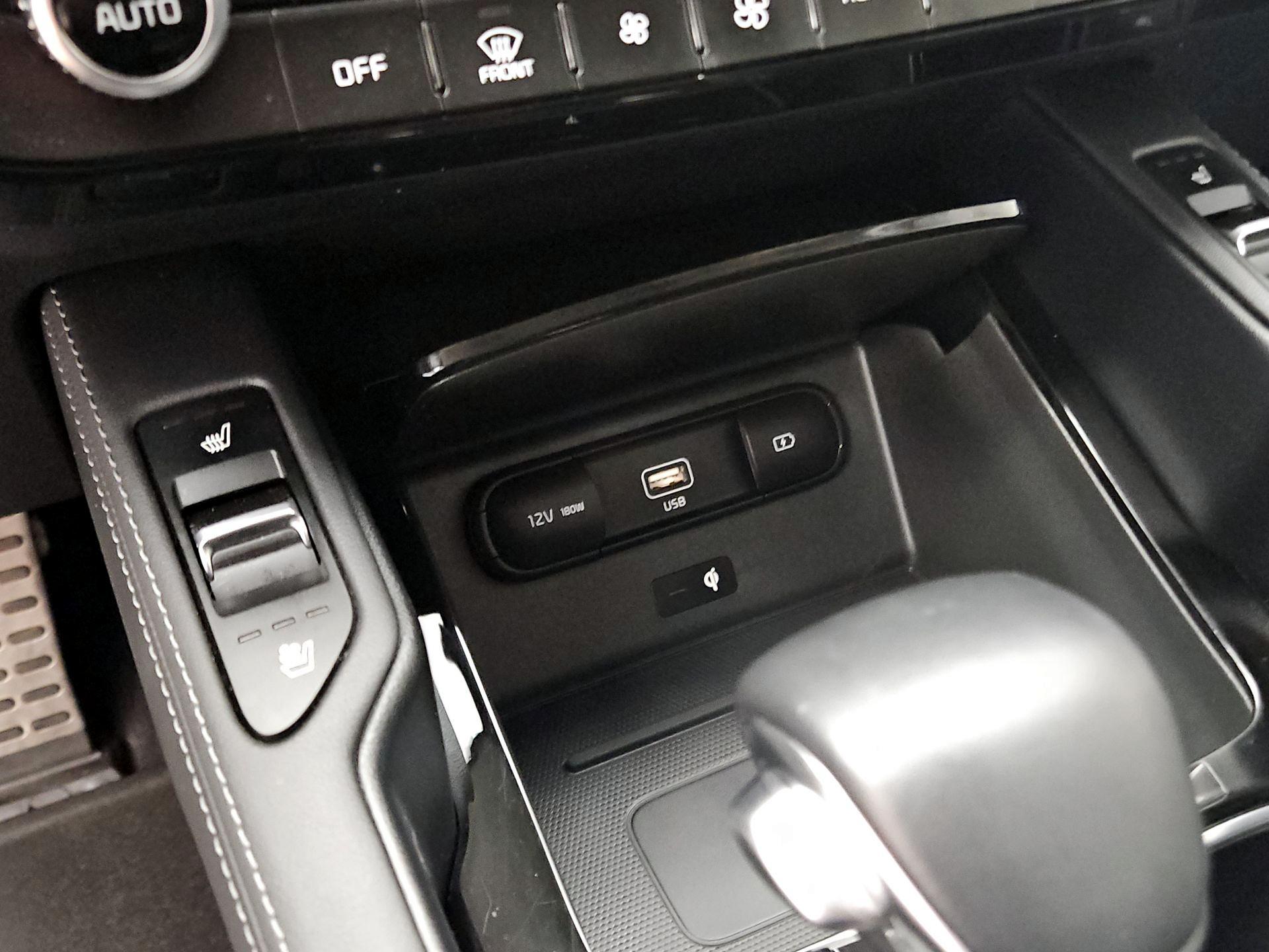 Thumbnail: 2022 Kia Telluride - 18