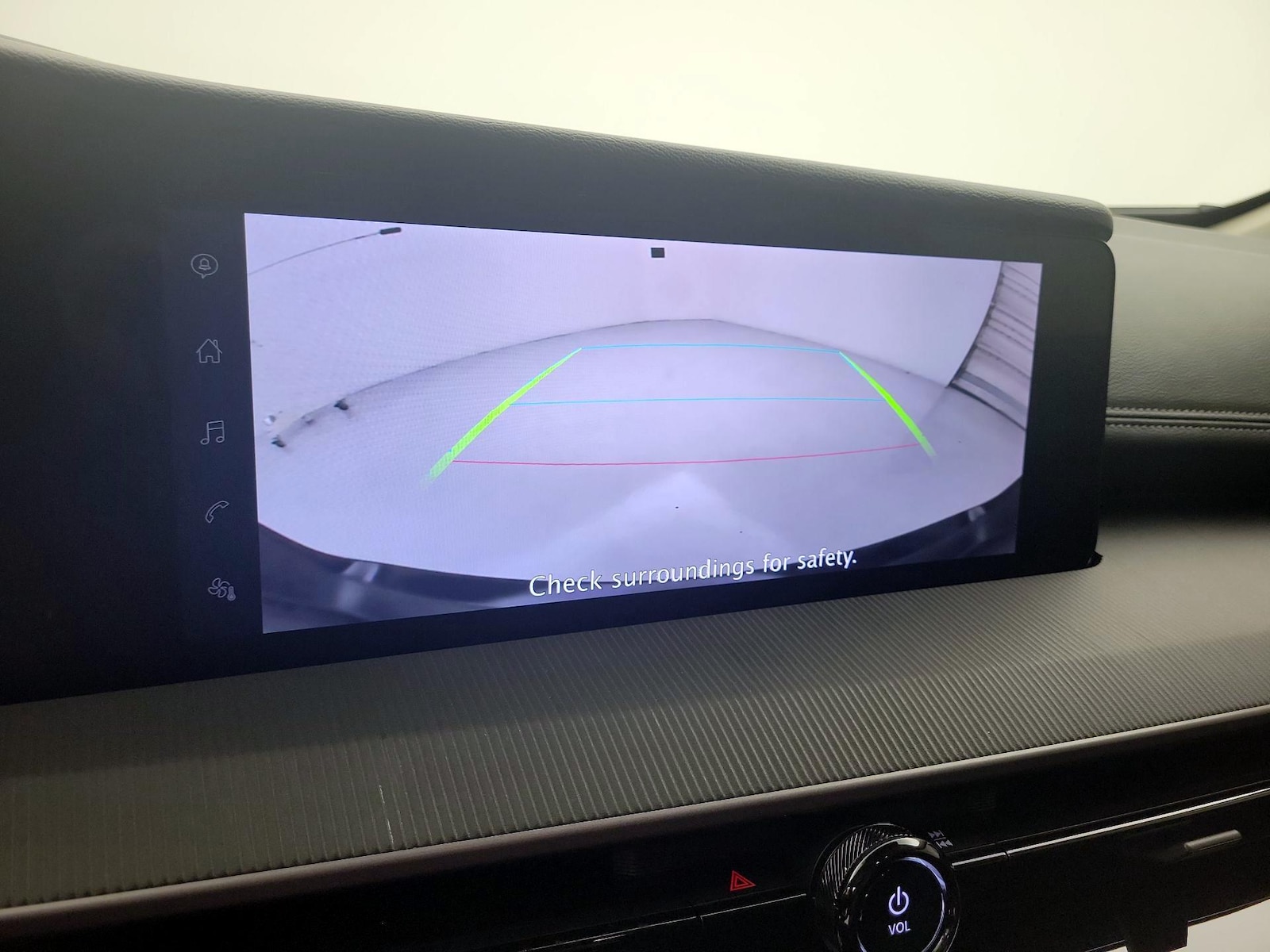 2025 Nissan Murano SV - Photo 15