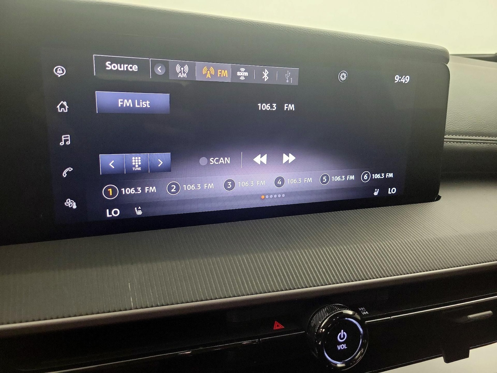 2025 Nissan Murano SV - Photo 16