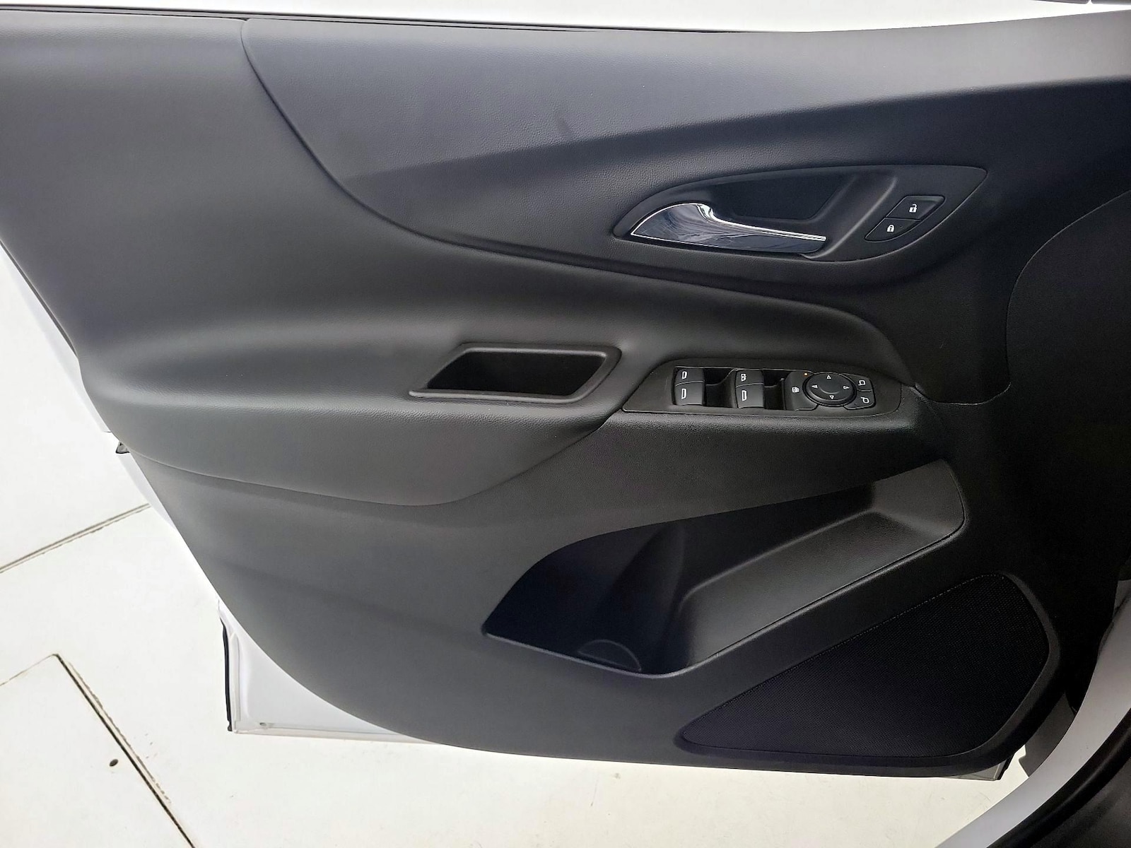 2022 Chevrolet Equinox LT - Photo 13