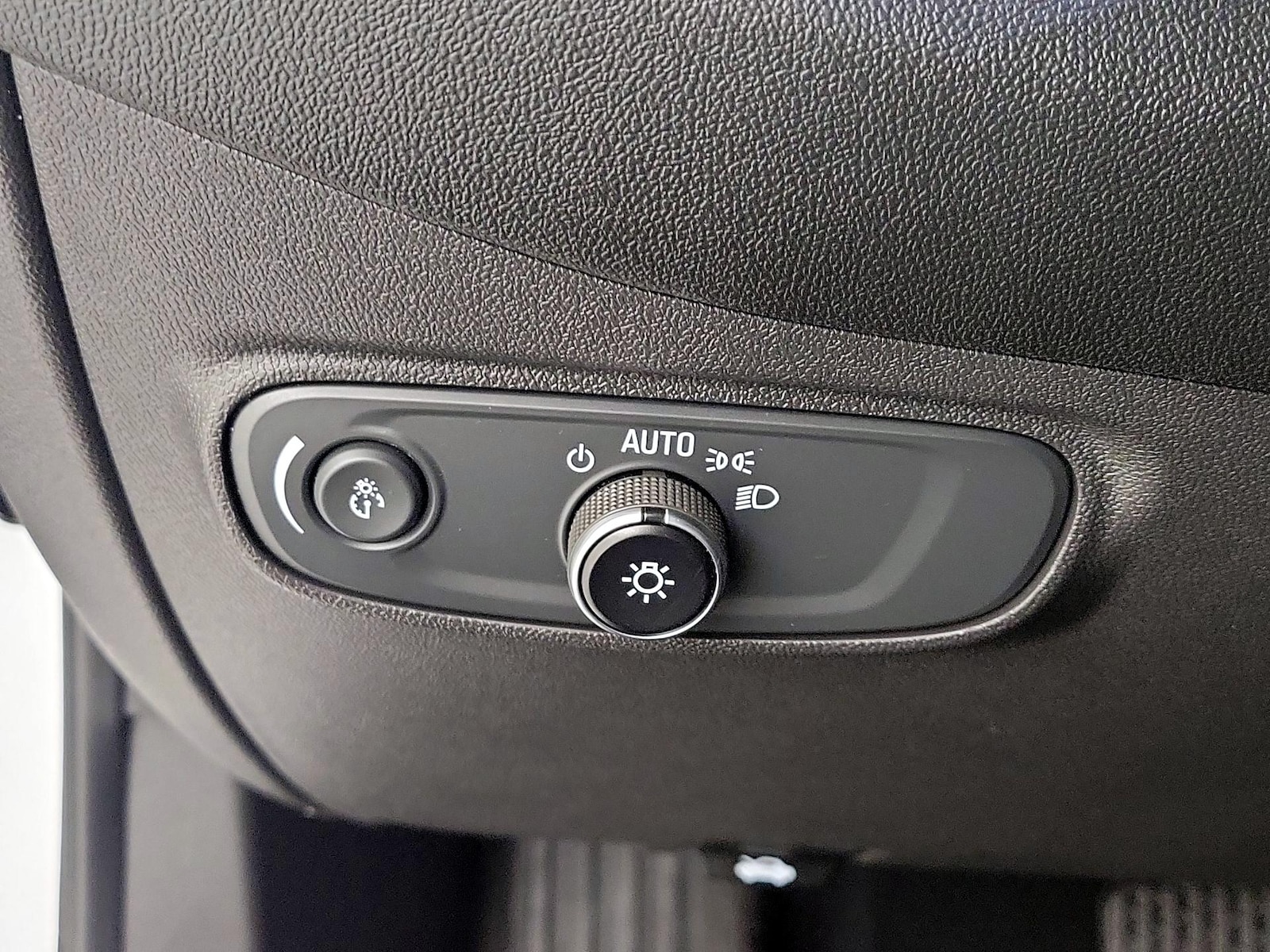 2022 Chevrolet Equinox LT - Photo 14