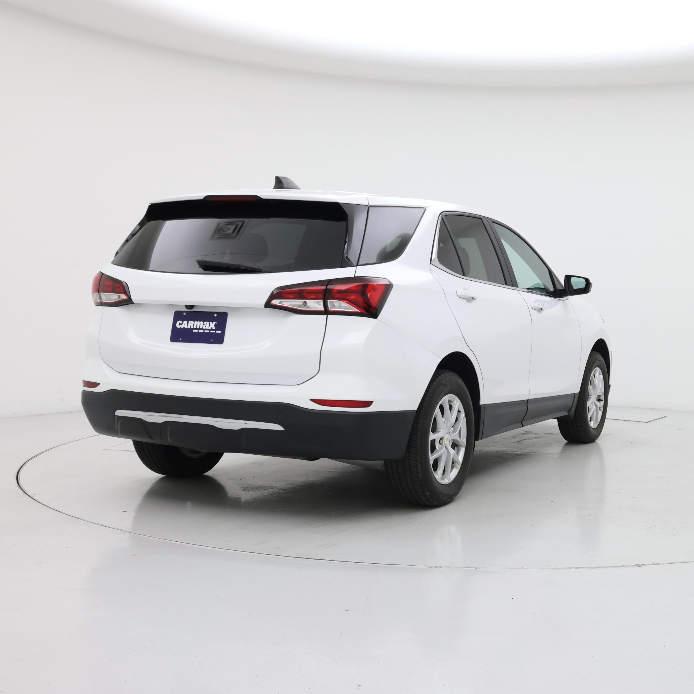 Thumbnail: 2022 Chevrolet Equinox - 8