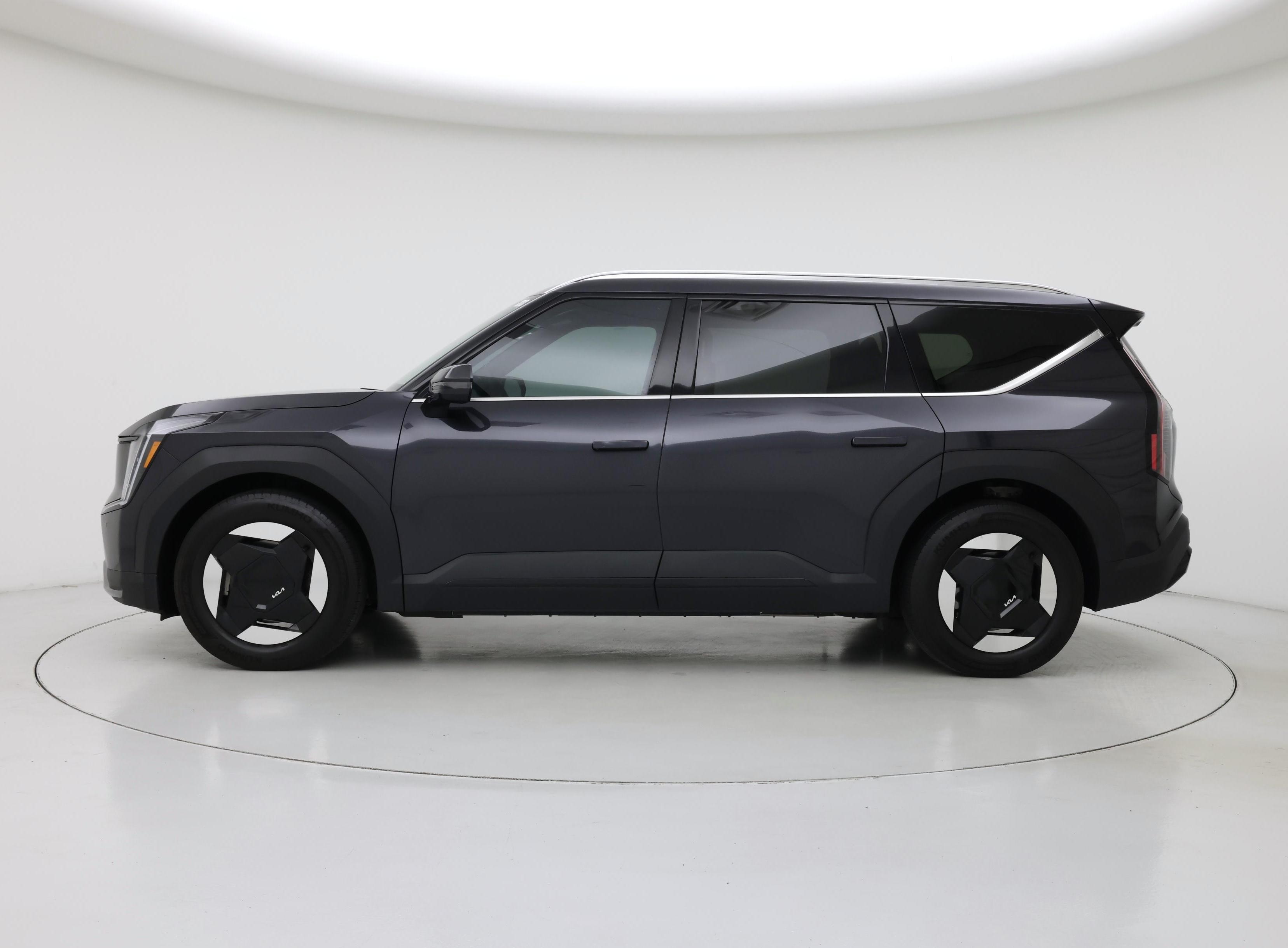 Thumbnail: 2025 Kia EV9 - 3