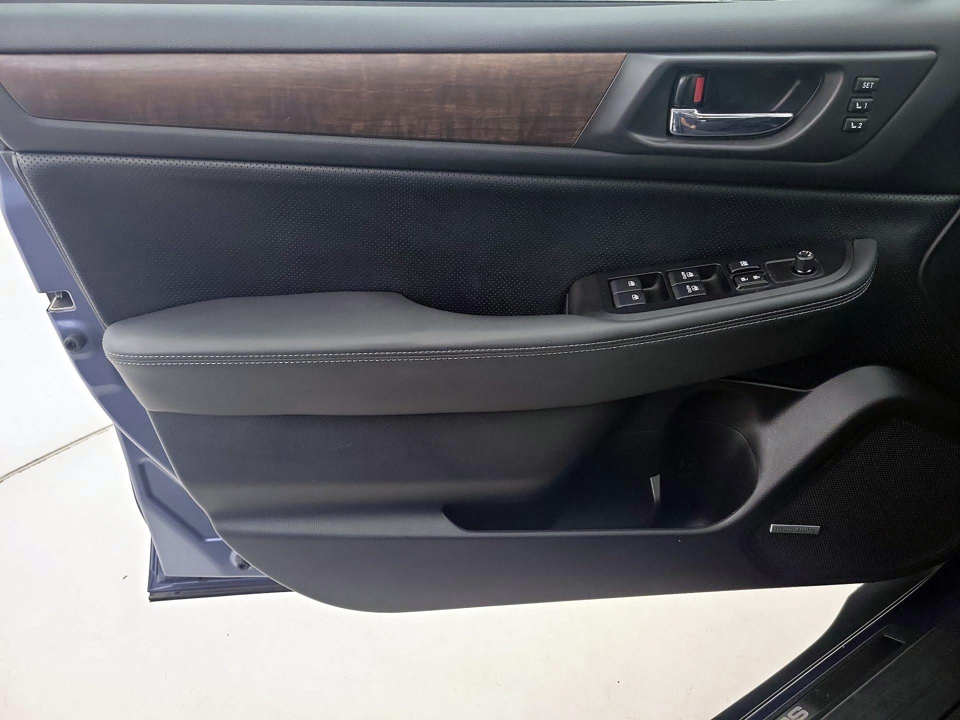 Thumbnail: 2016 Subaru Outback - 12