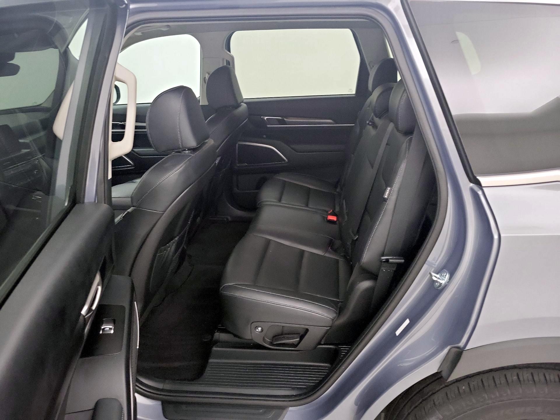 Thumbnail: 2024 Kia Telluride - 20