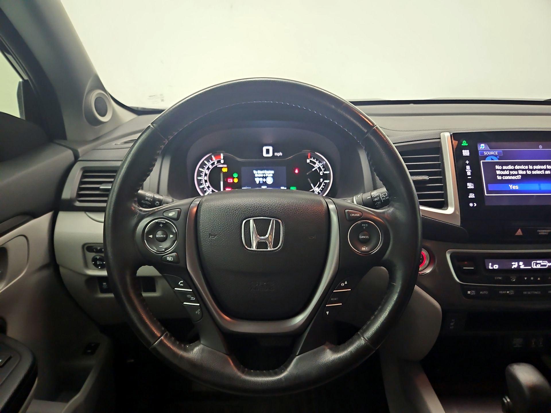 Thumbnail: 2016 Honda Pilot - 10