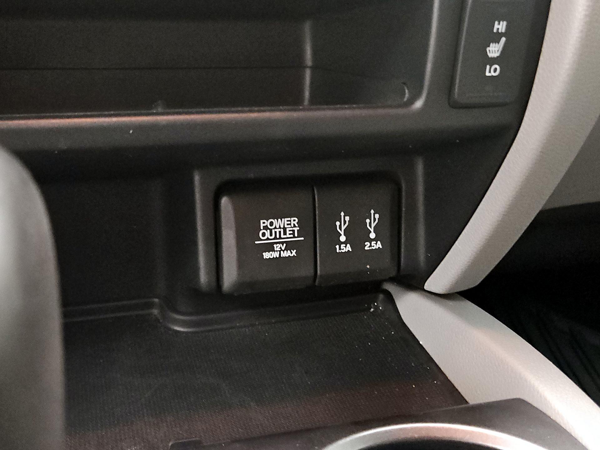 Thumbnail: 2016 Honda Pilot - 18
