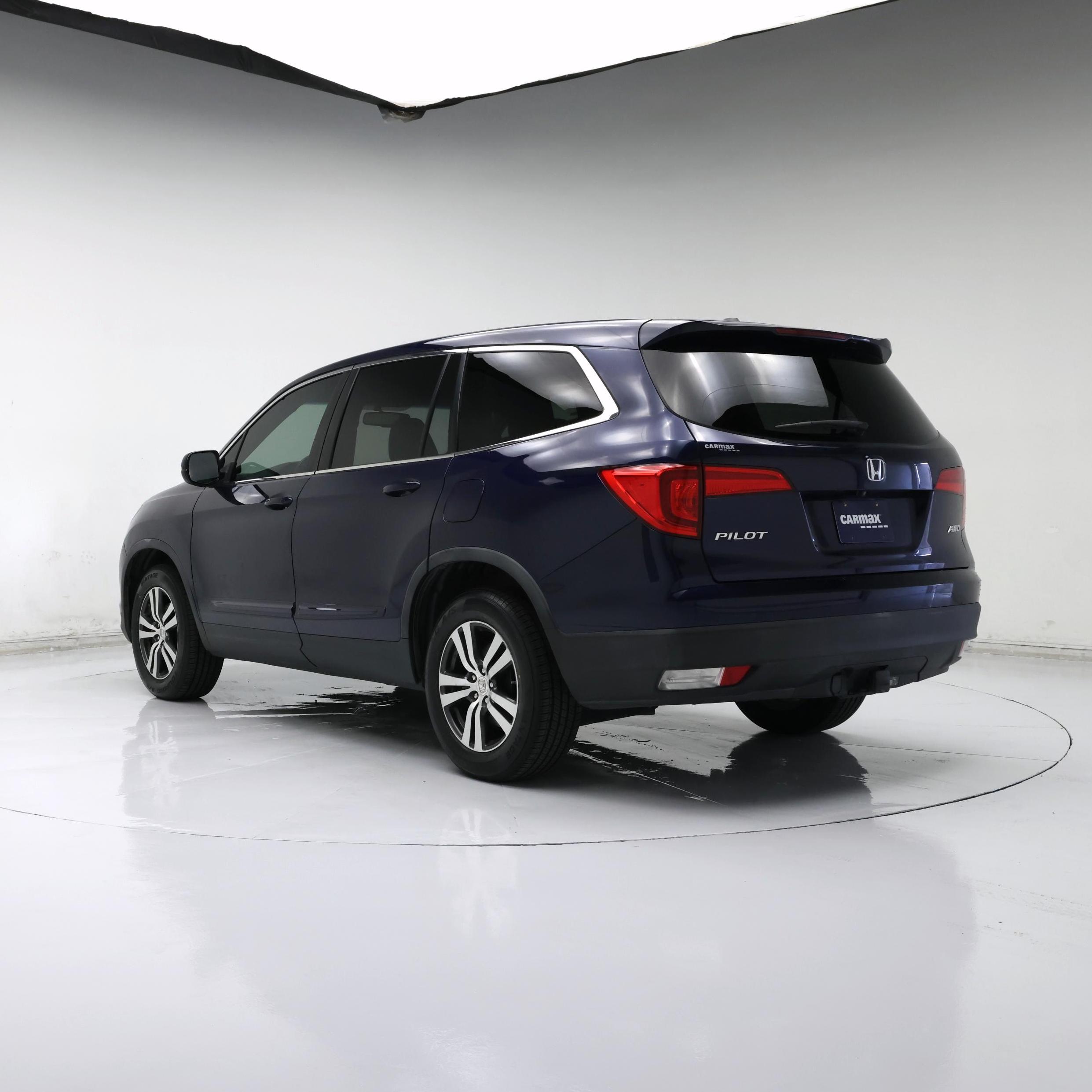 Thumbnail: 2016 Honda Pilot - 2
