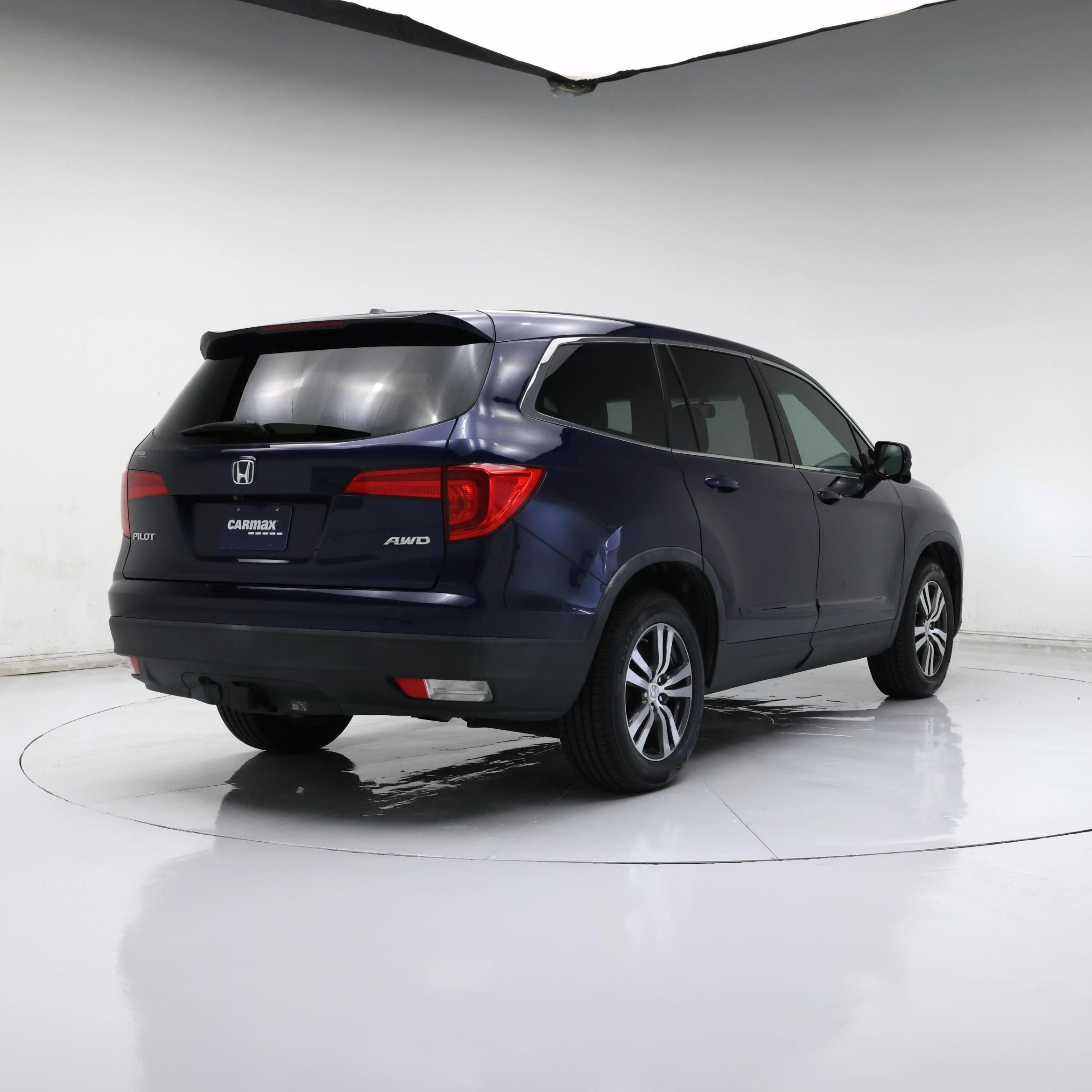 Thumbnail: 2016 Honda Pilot - 8