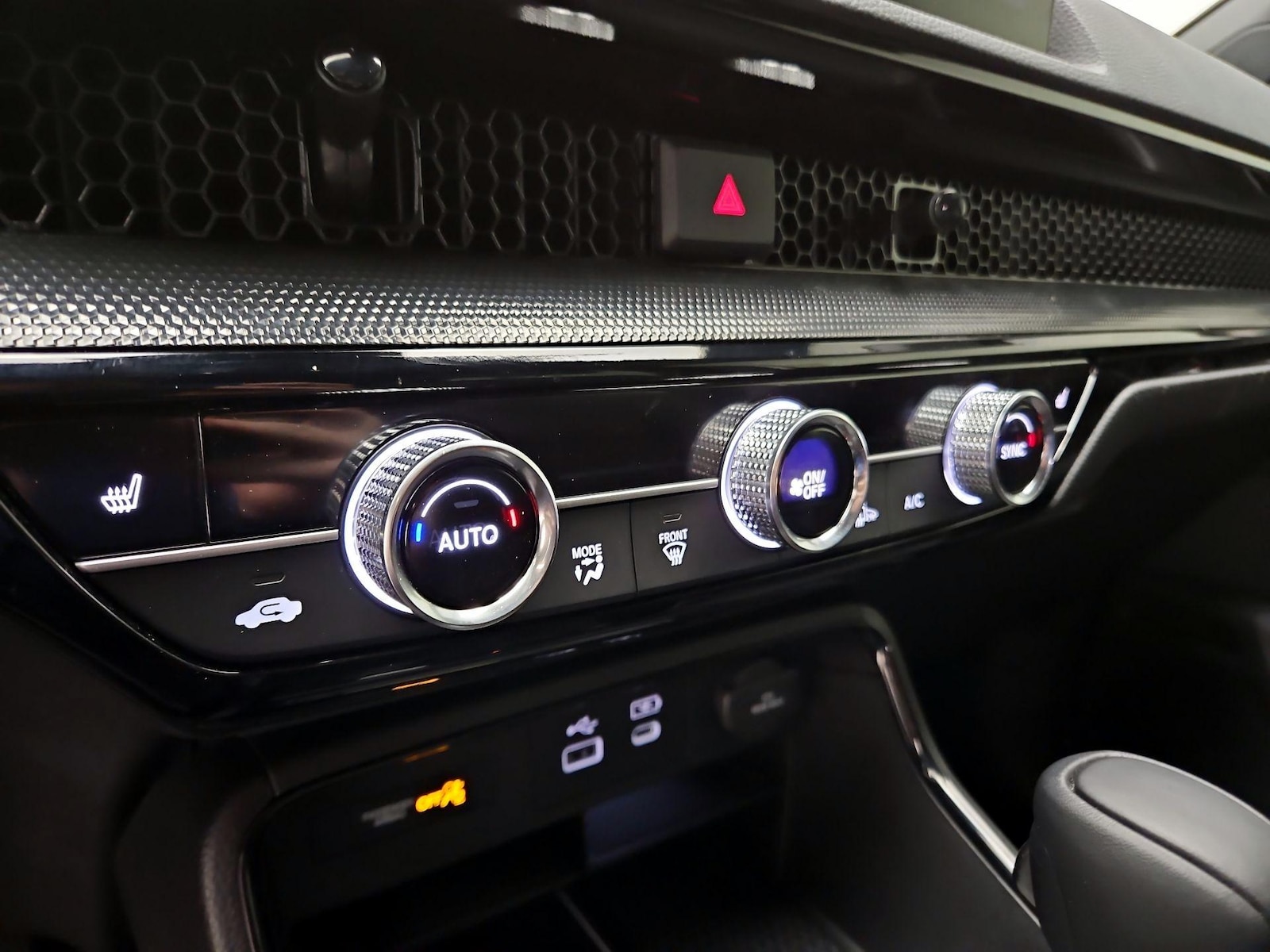 2025 Honda CR-V Sport Touring - Photo 18
