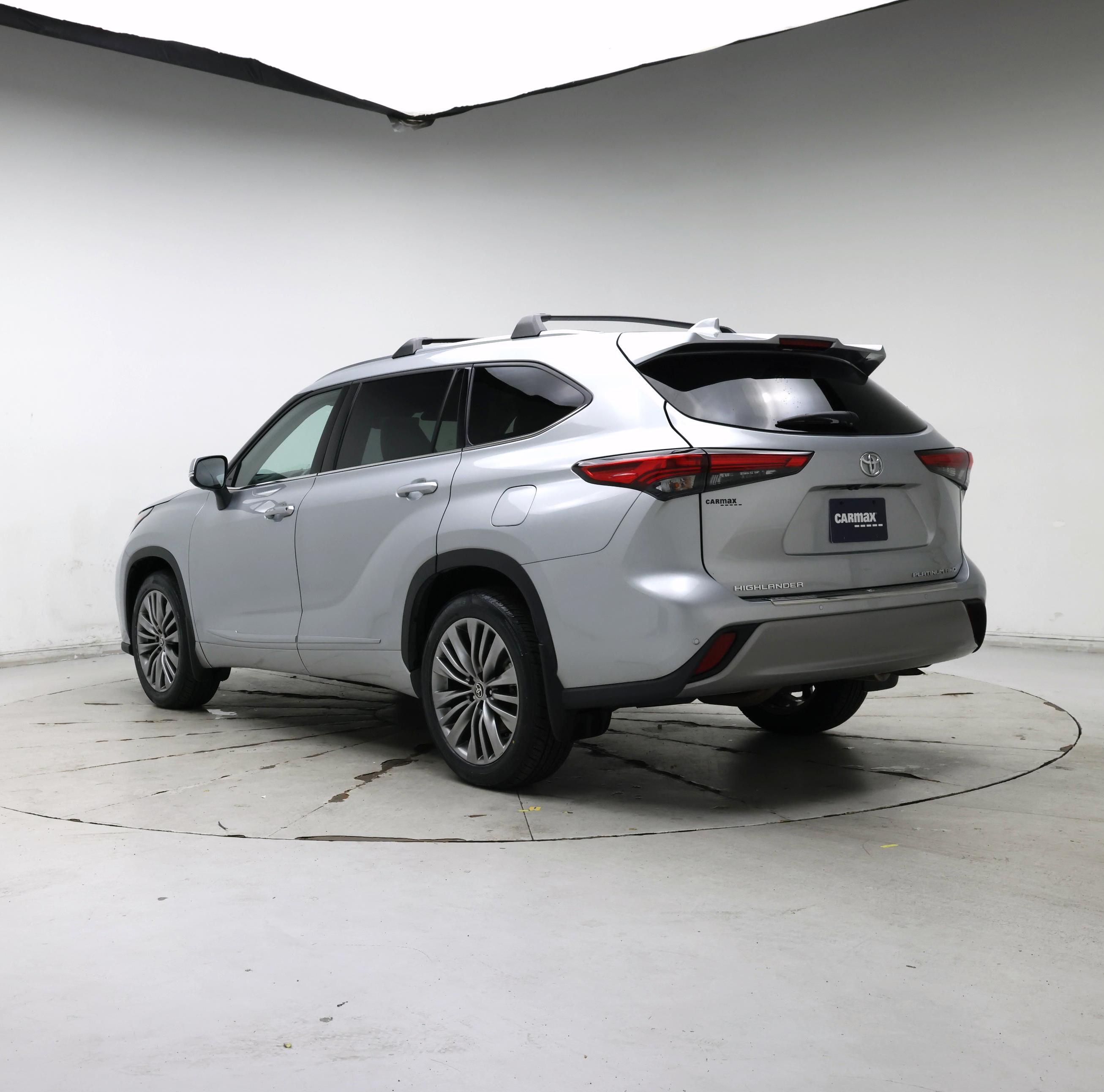 Thumbnail: 2020 Toyota Highlander - 2