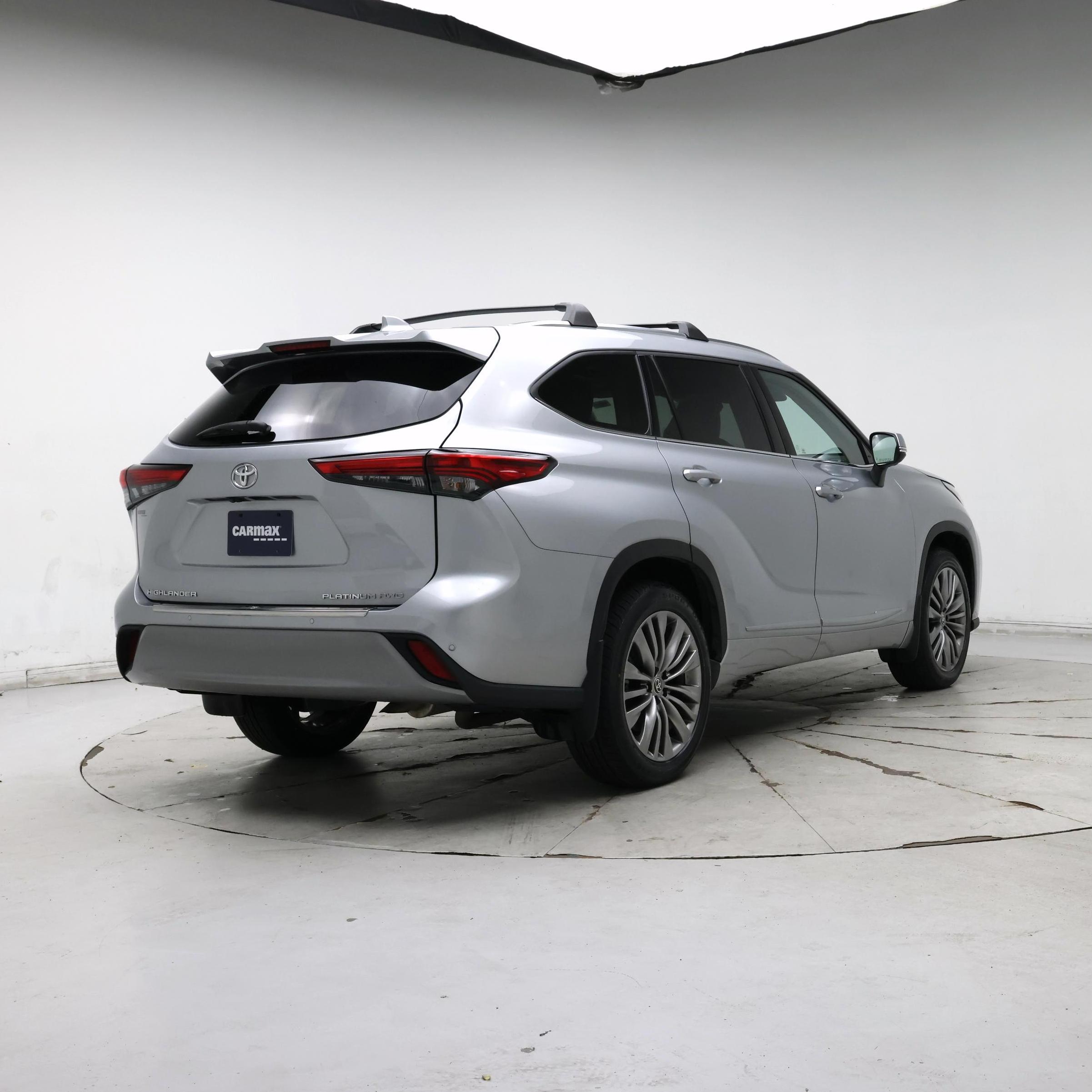Thumbnail: 2020 Toyota Highlander - 8