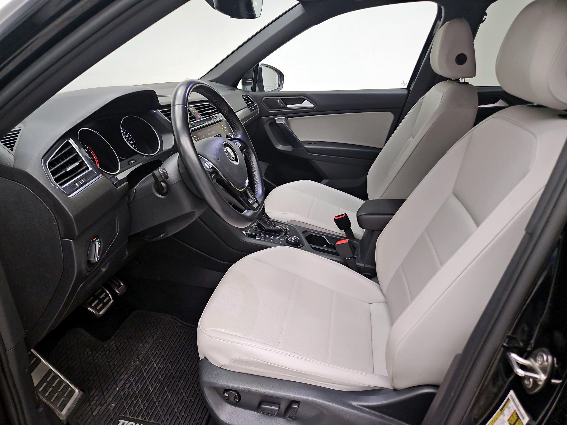 Thumbnail: 2021 Volkswagen Tiguan - 11