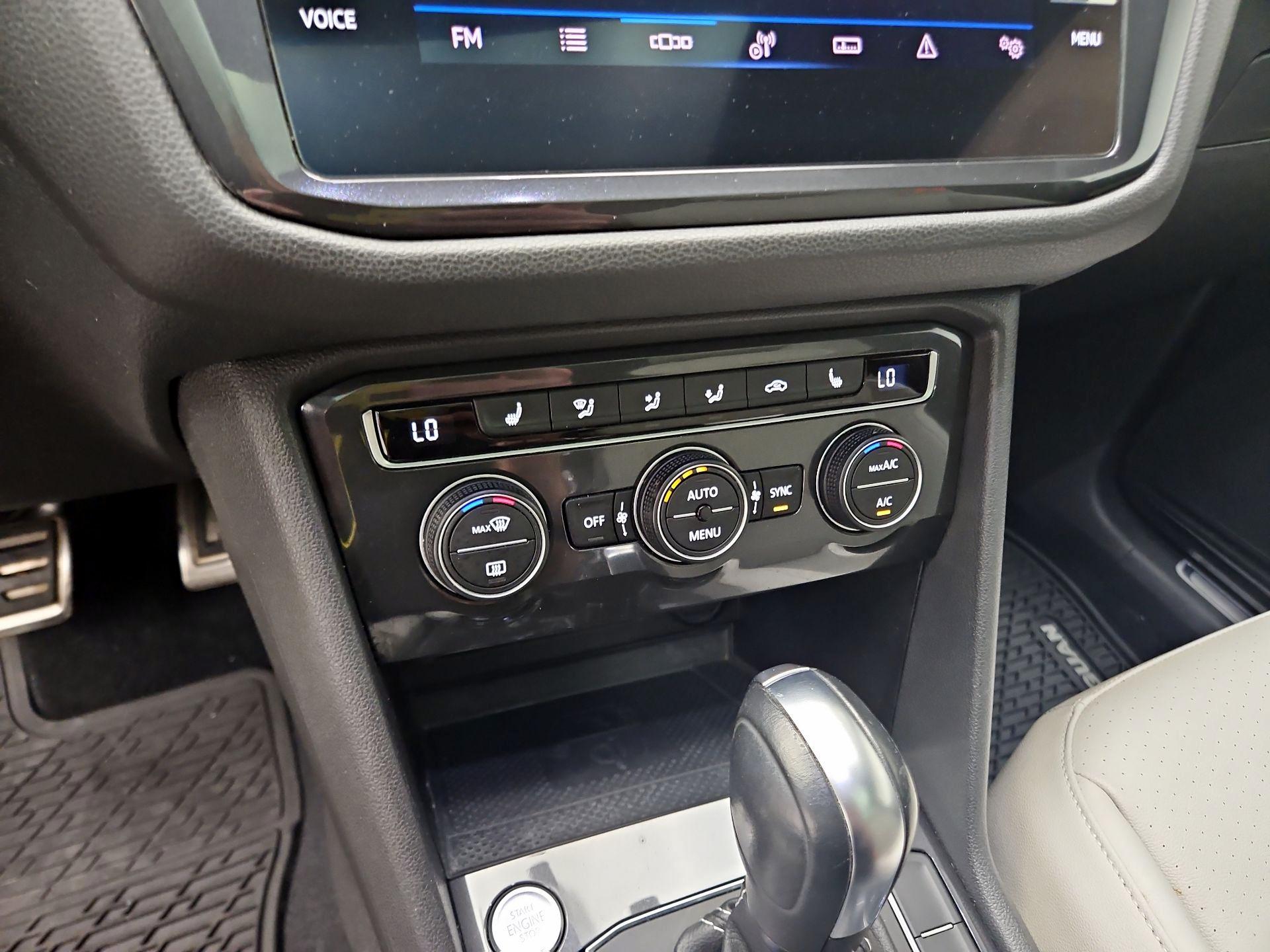 Thumbnail: 2021 Volkswagen Tiguan - 16