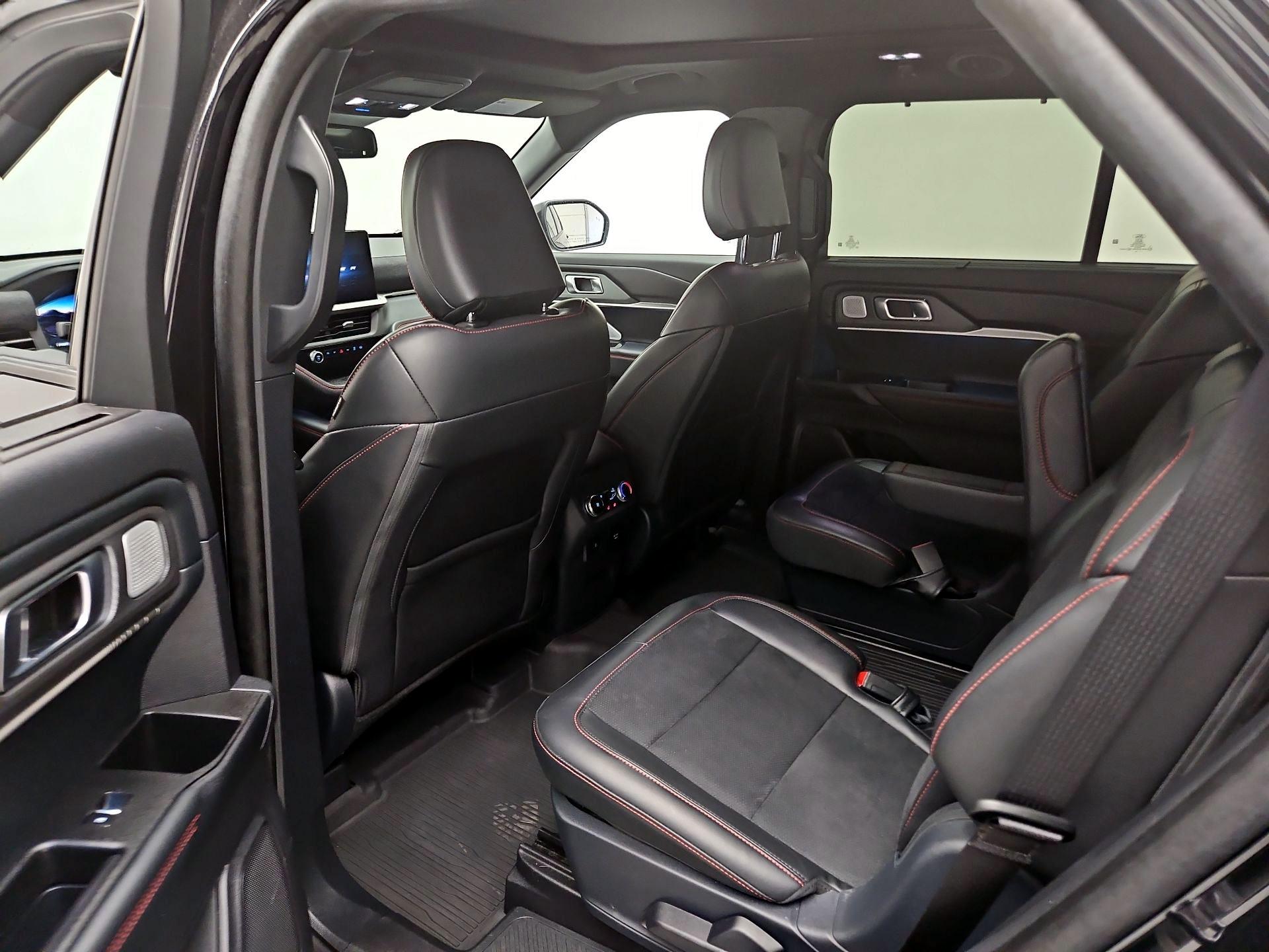 Thumbnail: 2025 Ford Explorer - 20