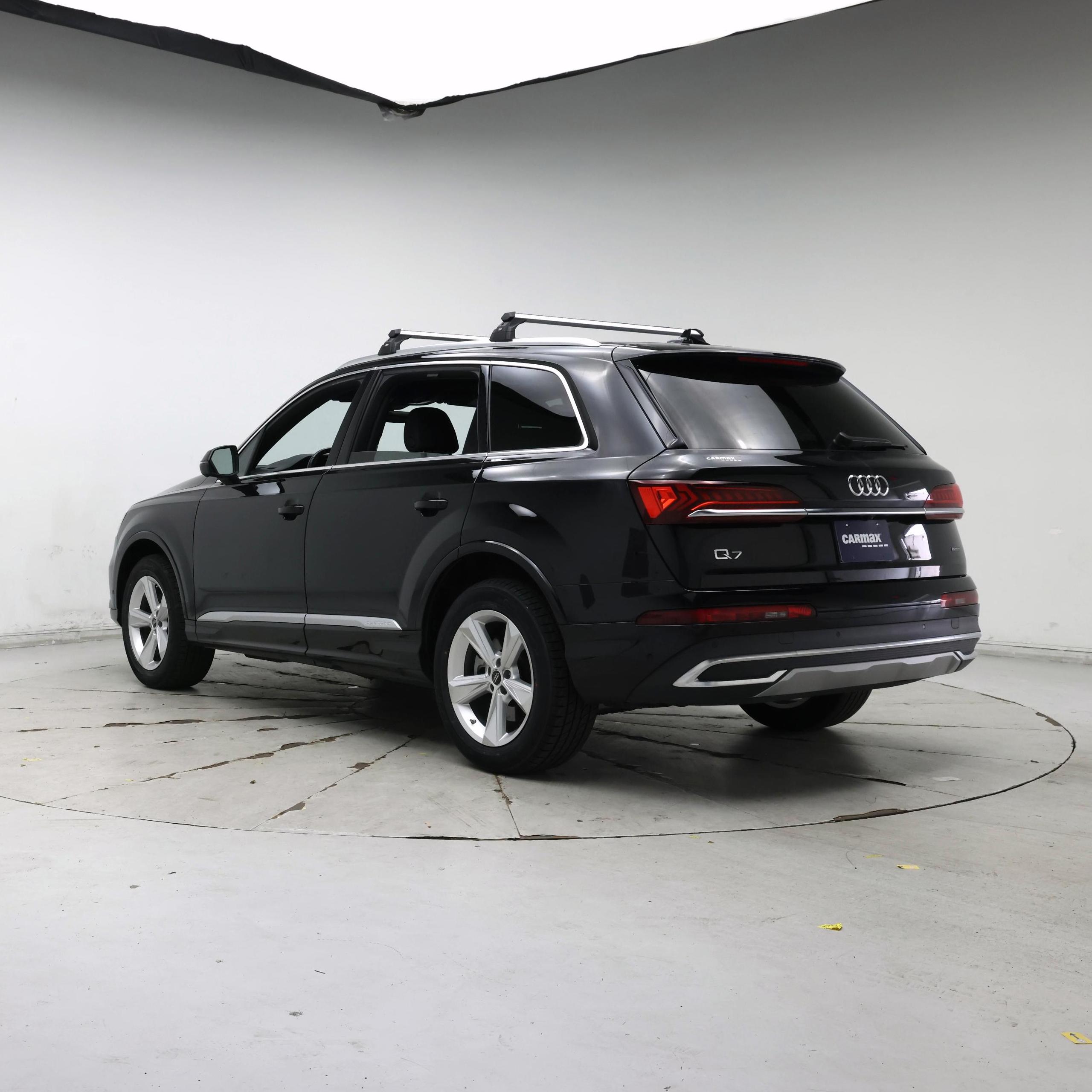 Thumbnail: 2023 Audi Q7 - 2