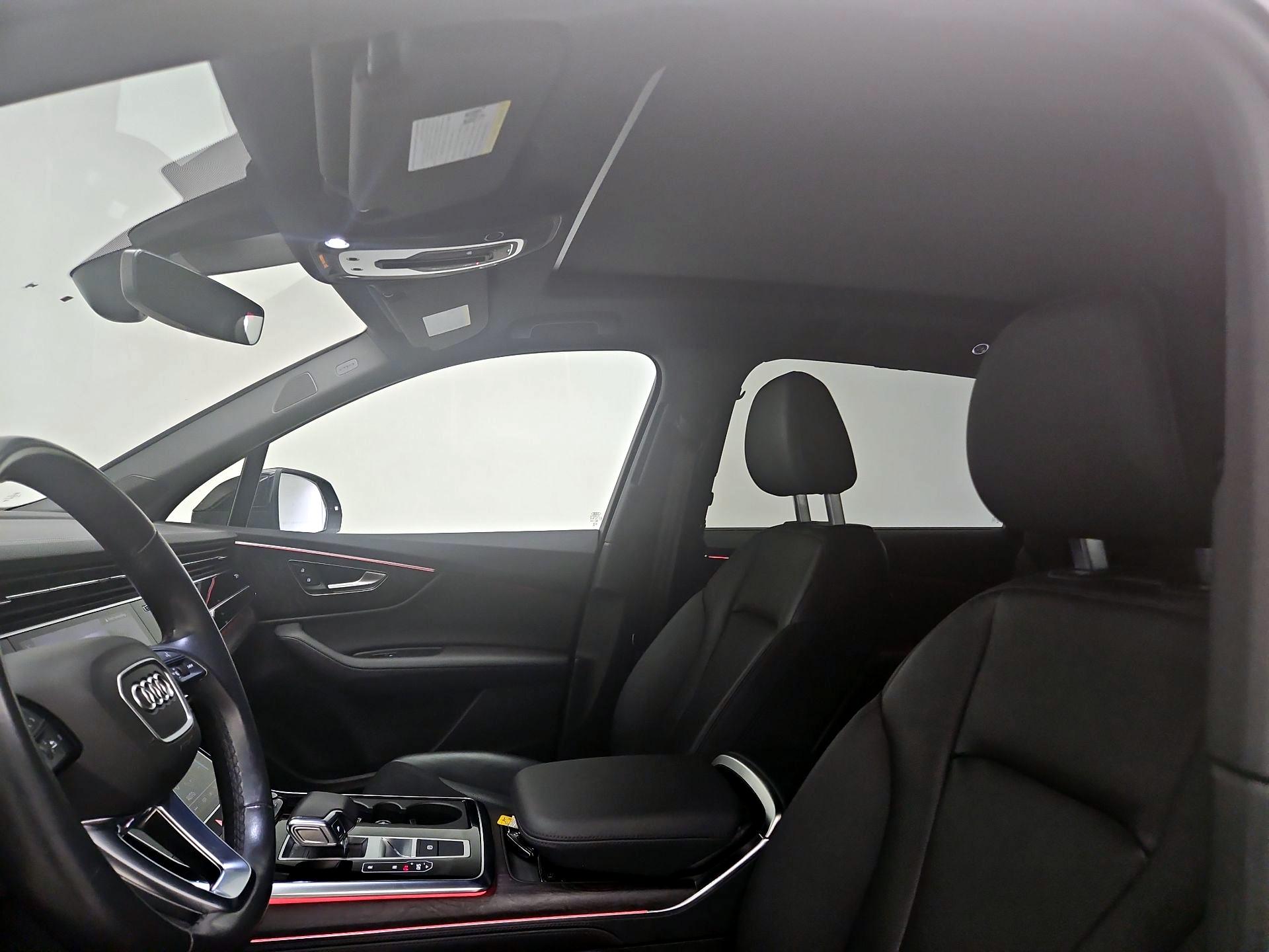 Thumbnail: 2023 Audi Q7 - 19