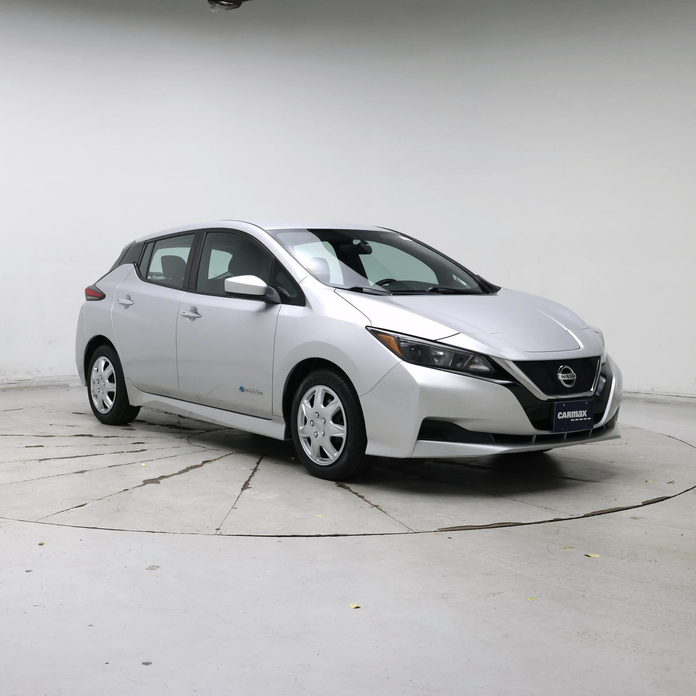 Silver 2019 Nissan LEAF Hatchback Front-Wheel Drive Automatic