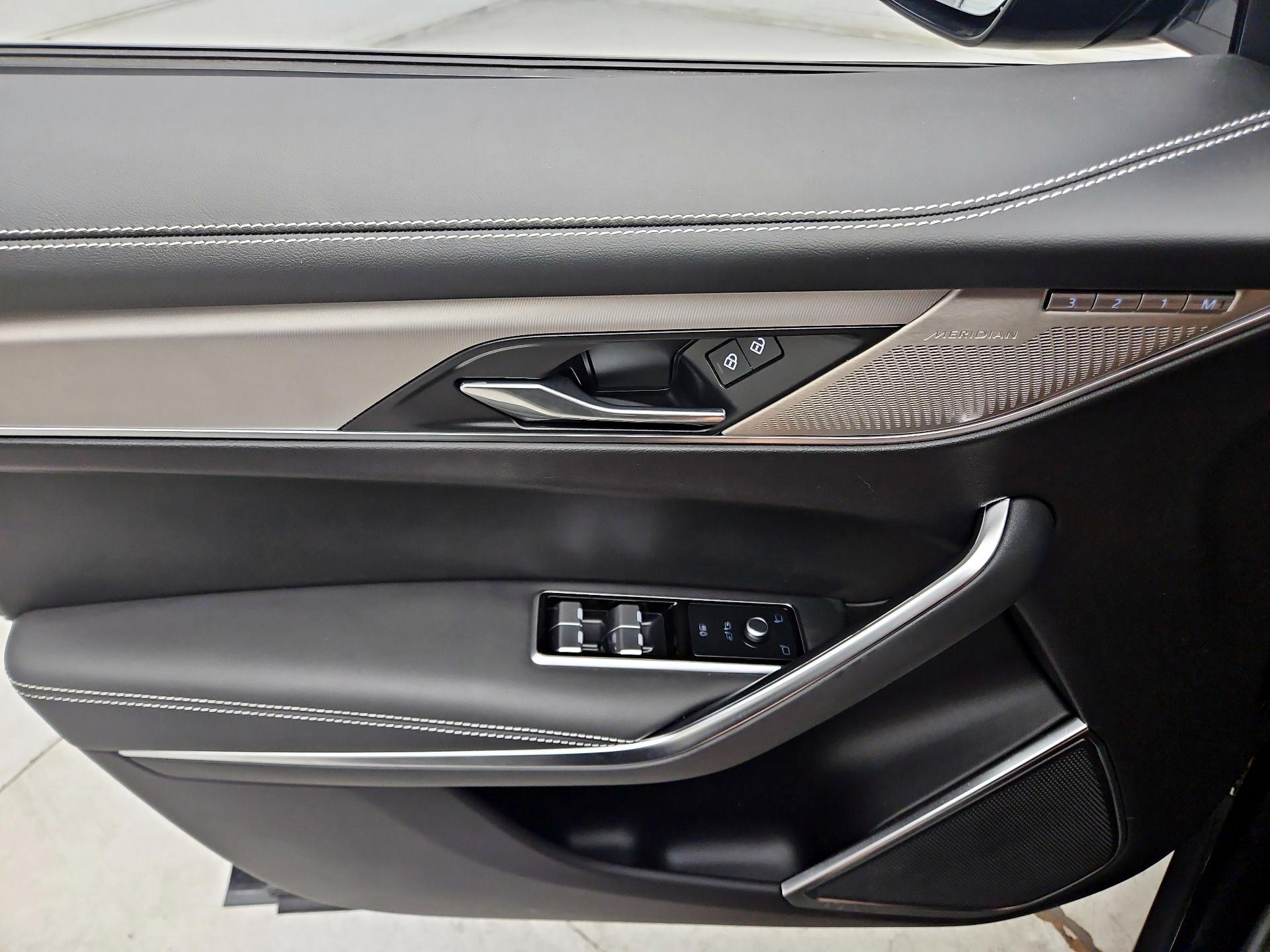 Thumbnail: 2024 Jaguar F-Pace - 12