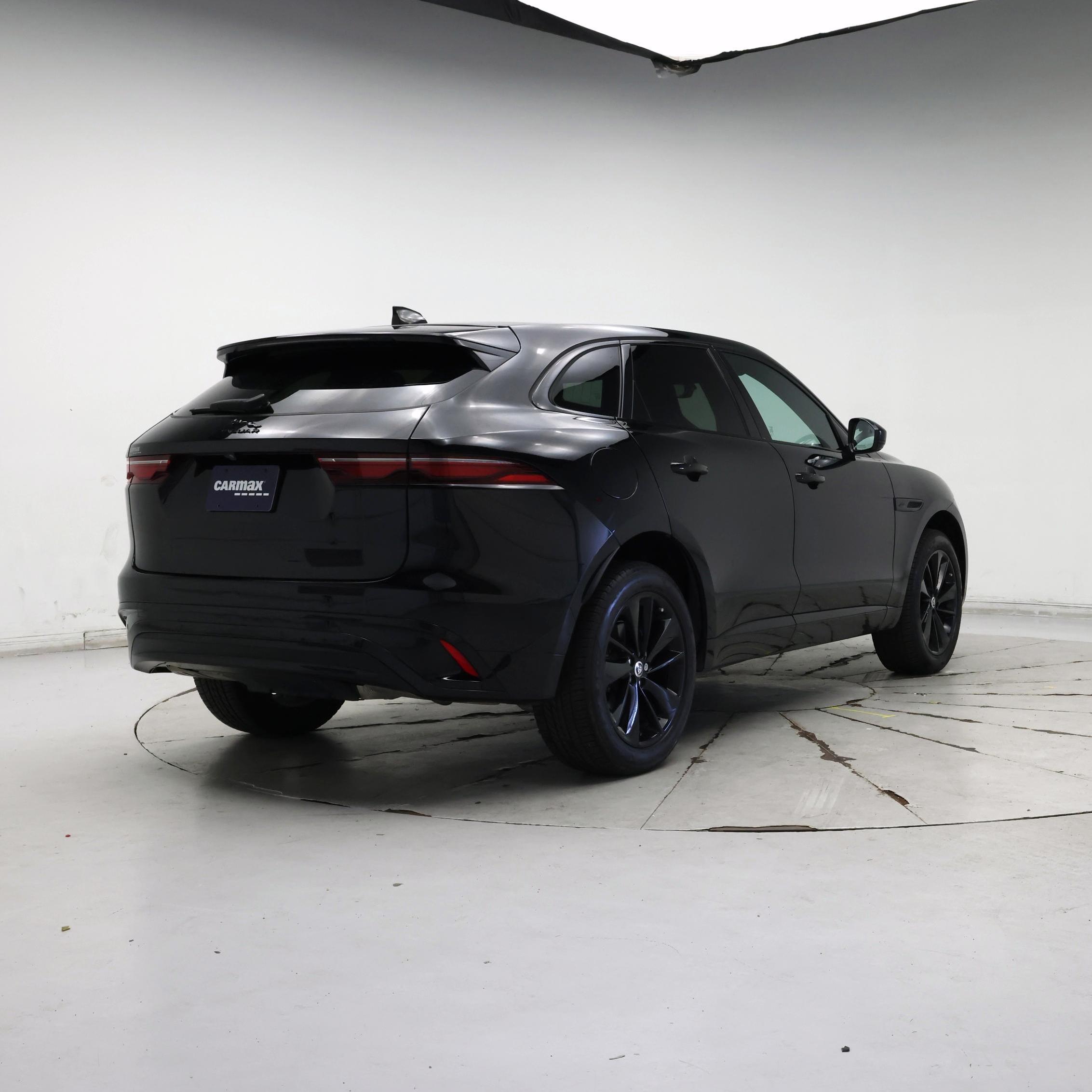 Thumbnail: 2024 Jaguar F-Pace - 8